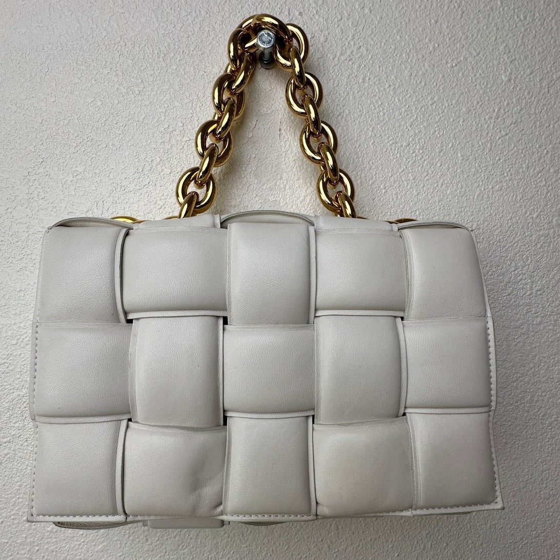 Bottega Veneta Chain Cassette Padded Lambskin Off White Gold Chain Bag