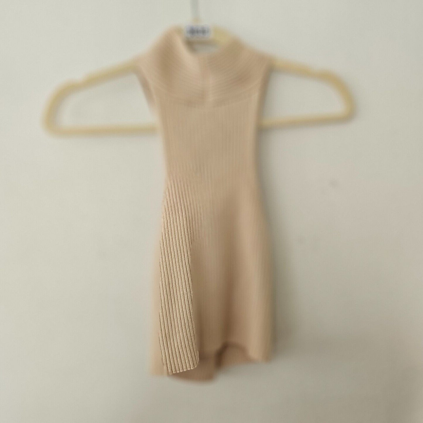 Cider Beige Ribbed Knit Sleeveless Criss Cross Front Halter Stretch Crop Top XL