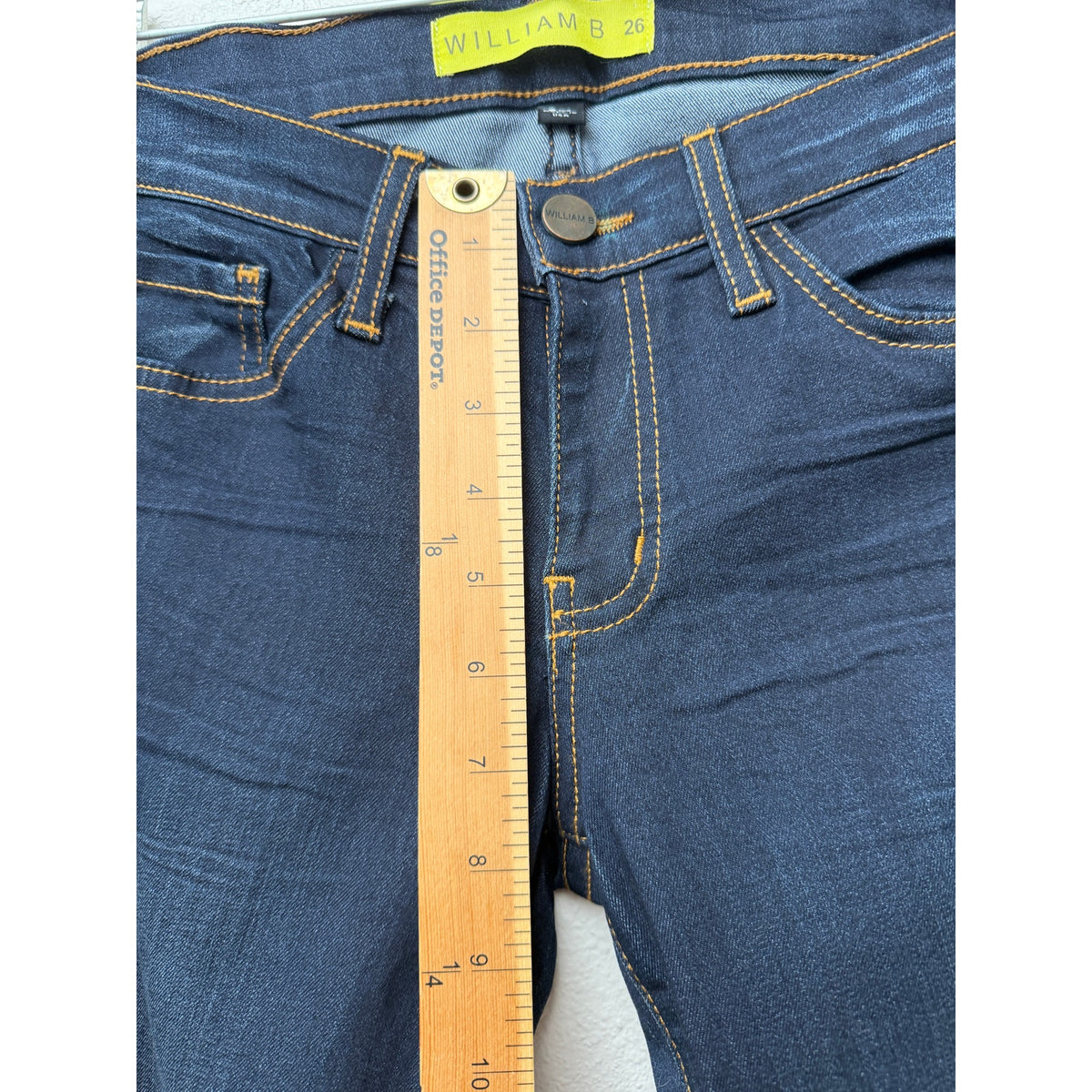William B Dark Wash Low Rise Jeans Womens 26