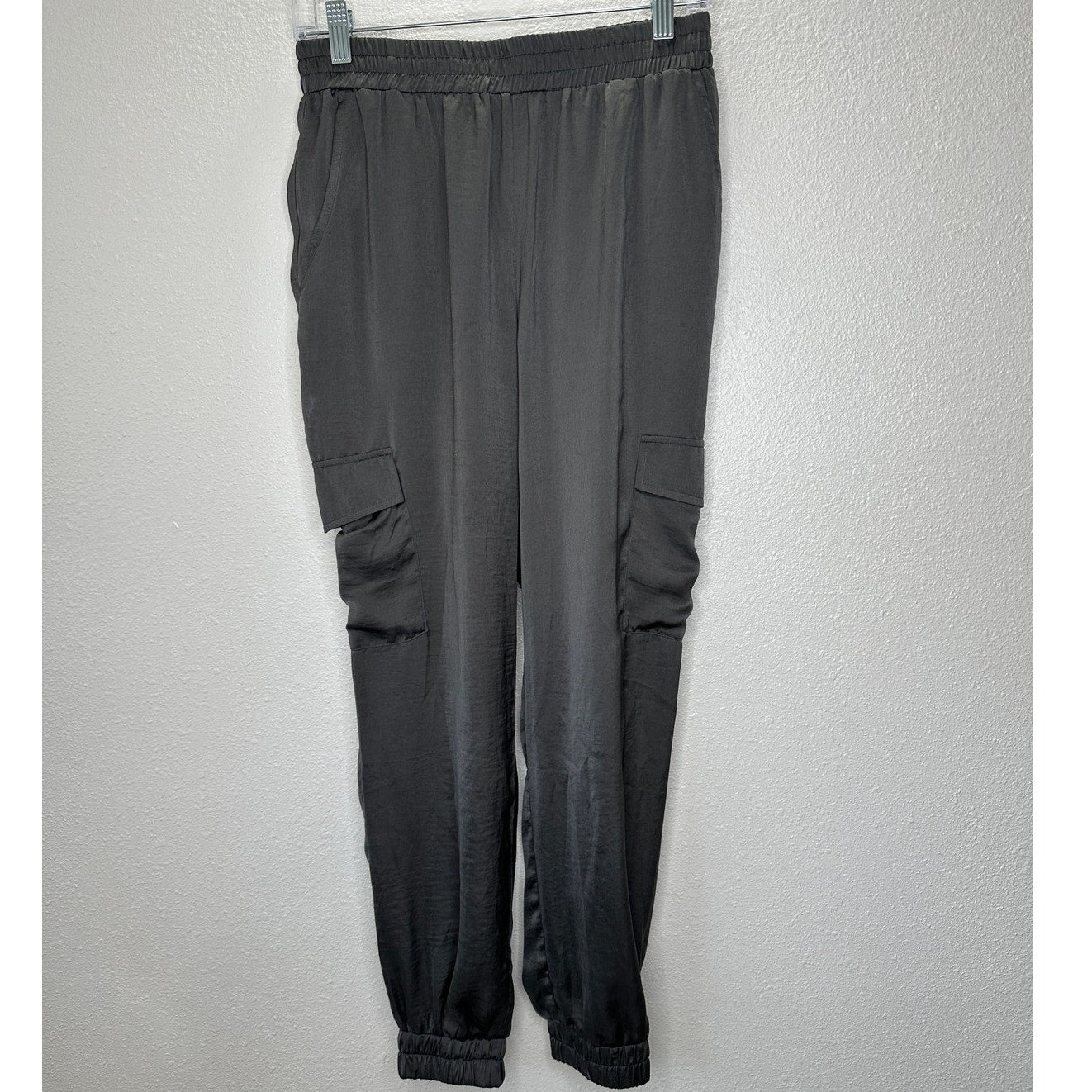Sadie & Sage Gray Satin Utility Pocketed Elastic Waist Jogger S