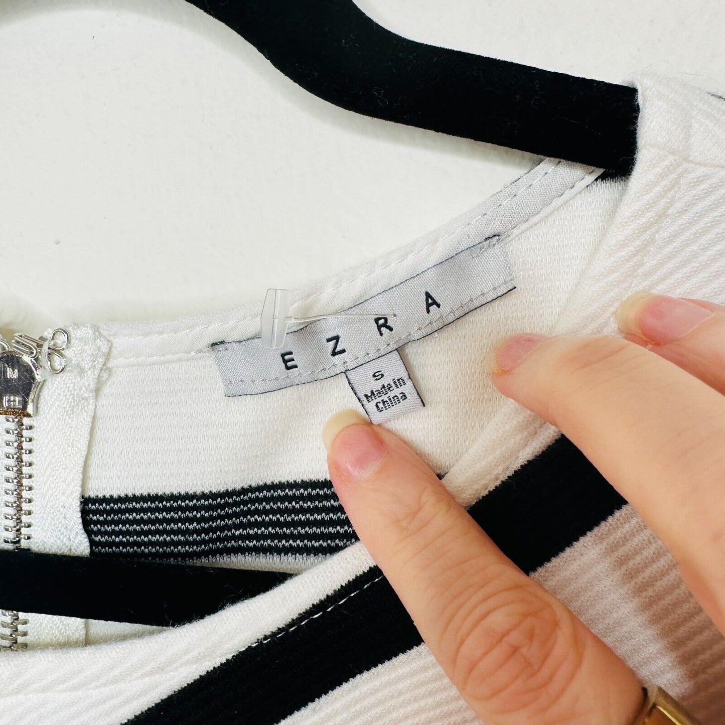 Ezra Black & White Striped Sleeveless V-Neck Crop Gathered Front Knot Back Zip S