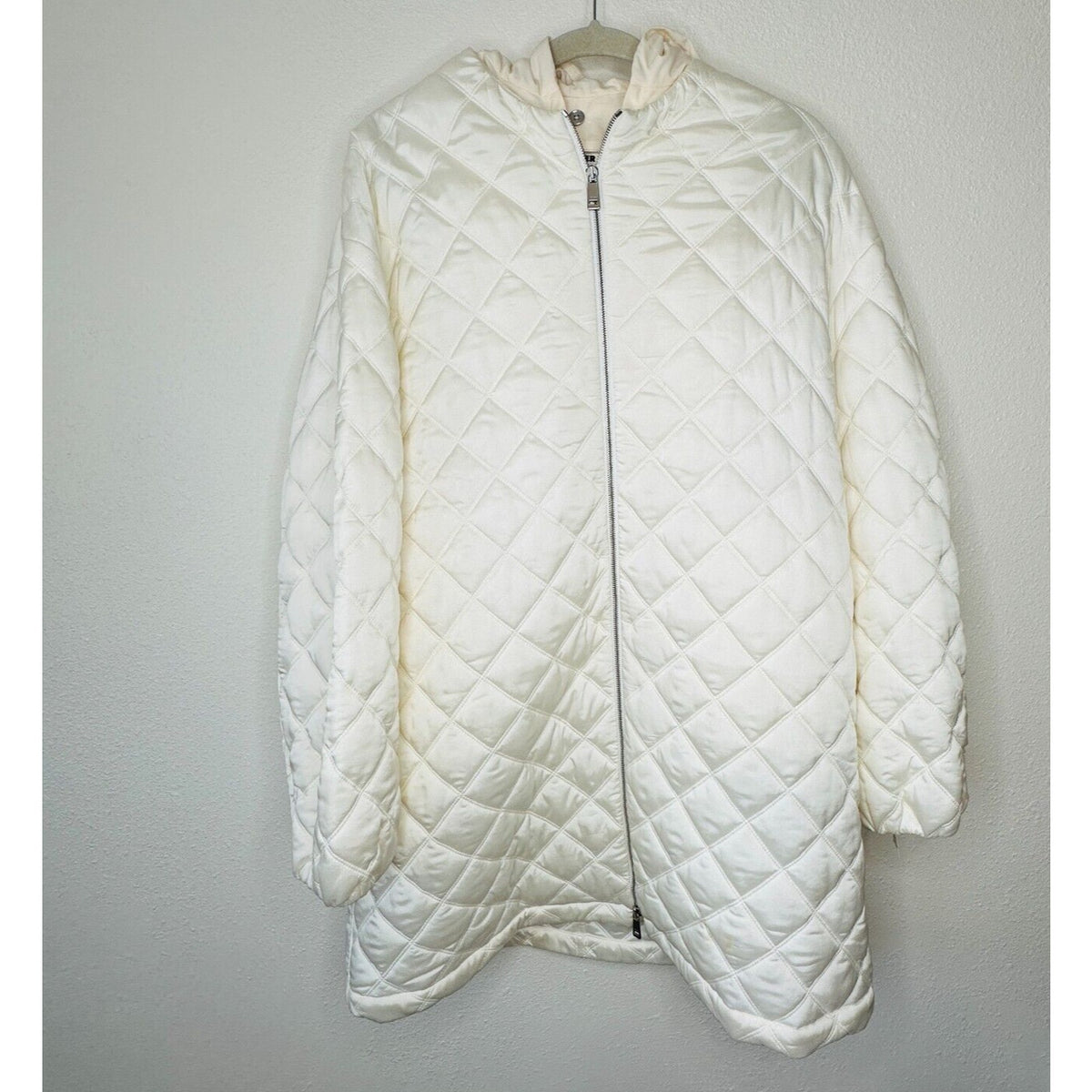 Jil Sander Eggshell Cream Goldfish Long Line Quilted Front Zip Hooded Jacket 36