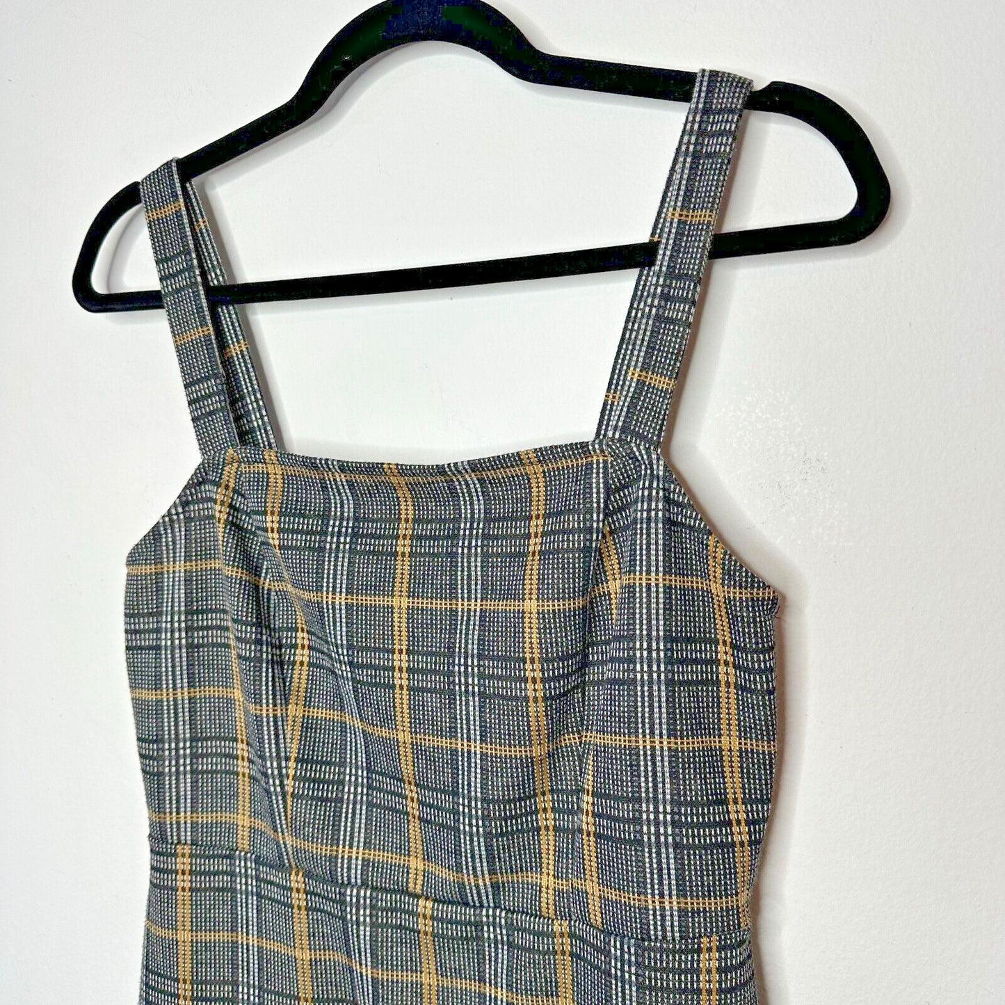Cute Gold Gray White Black Plaid Sleeveless Knit Jumper Overall Mini Dress Med