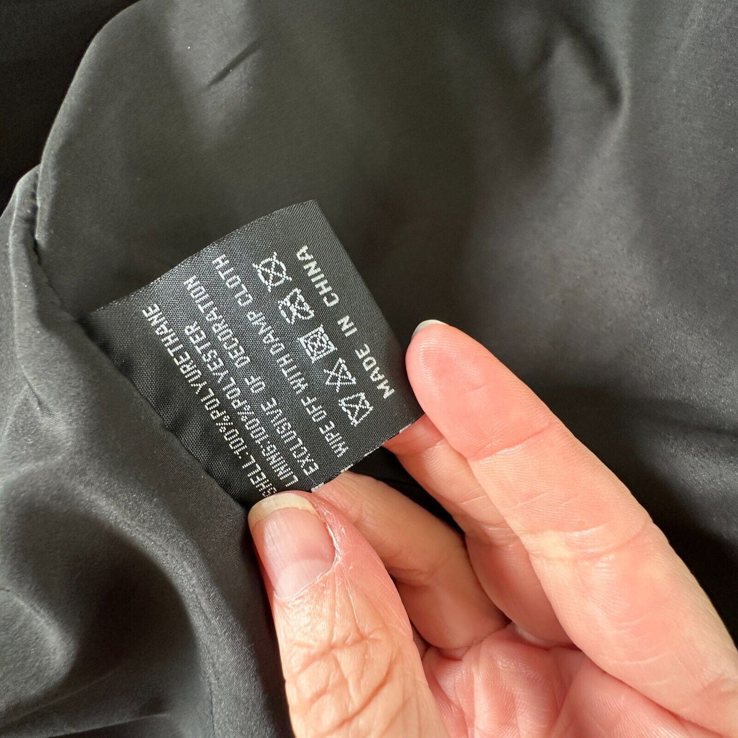 Black Leatherette 2-Button Narrow Lapel Welt Pockets Button Sleeve Blazer Medium