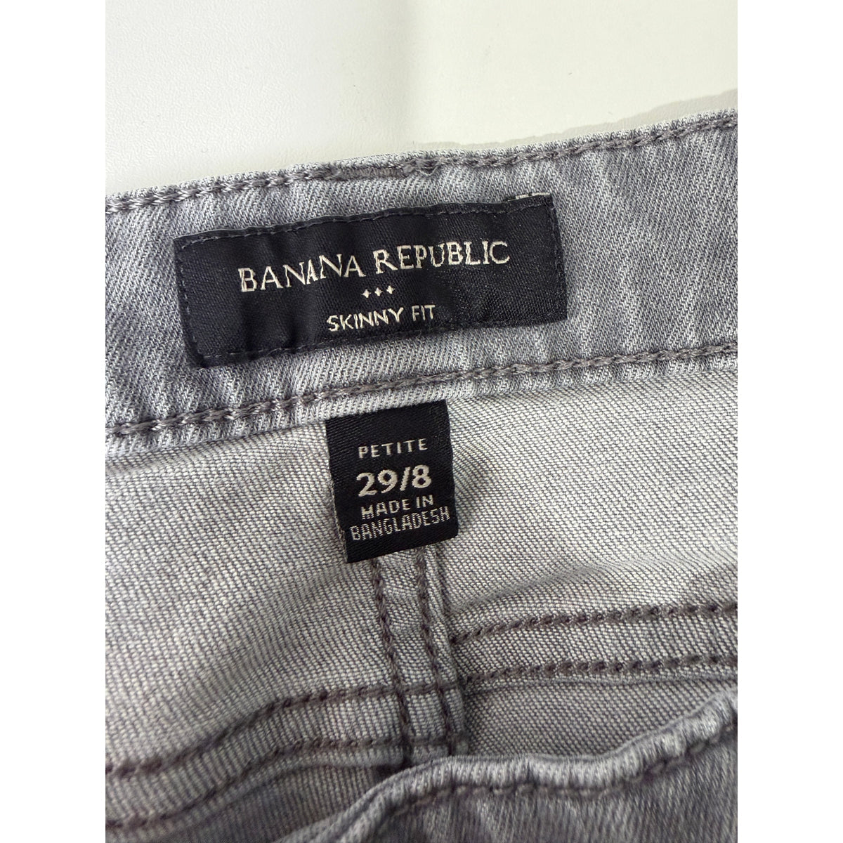 Banana Republic Gray Distressed Skinny Jeans Womens 8P