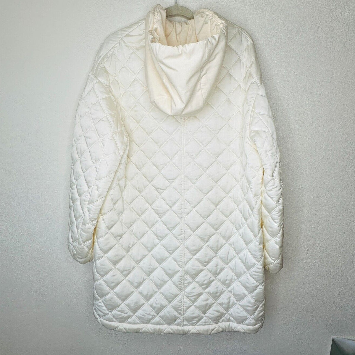 Jil Sander Eggshell Cream Goldfish Long Line Quilted Front Zip Hooded Jacket 36