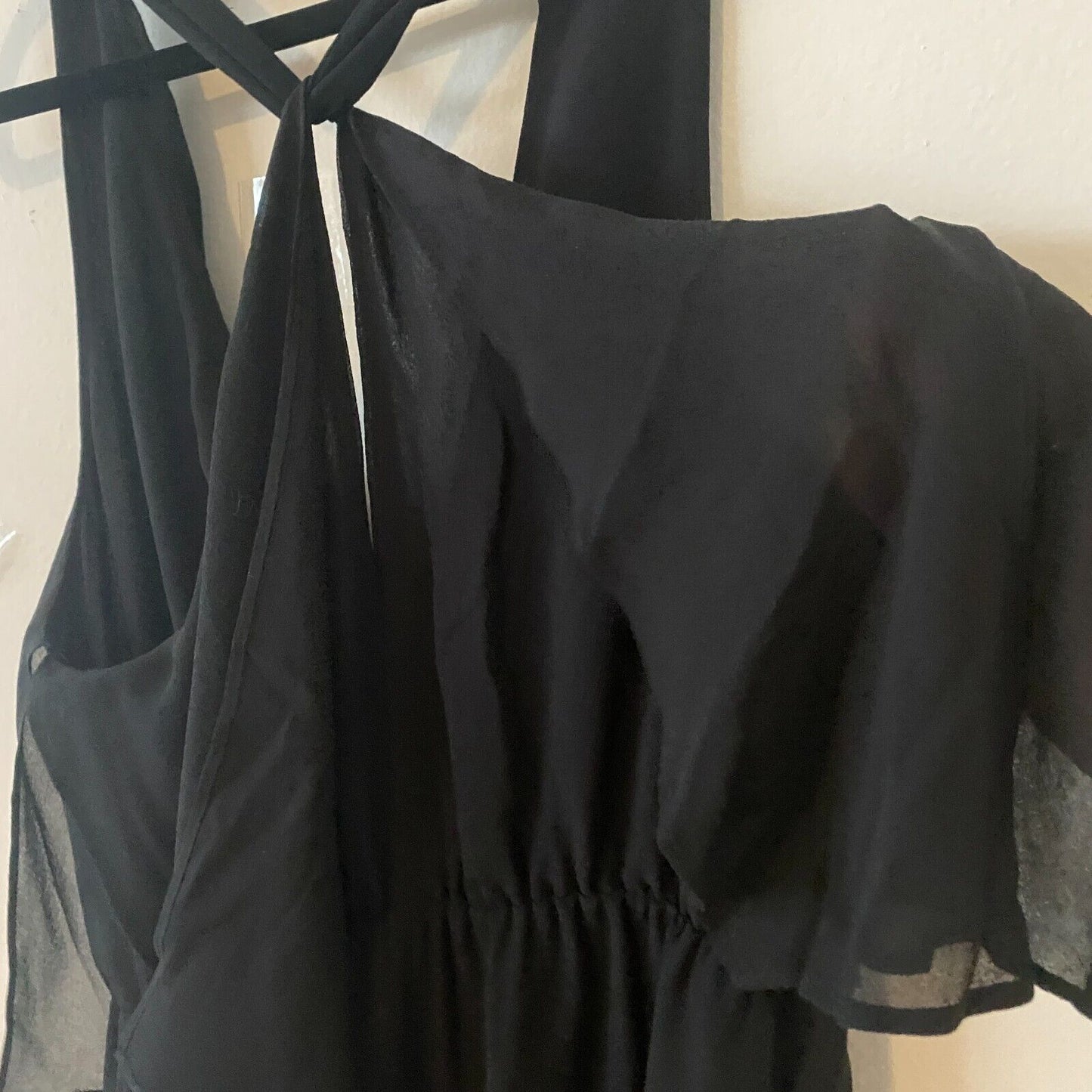 Aritzia Babaton Black SILK Chiffon Flowy V-Neck Crisscross Racerback Maxi Small