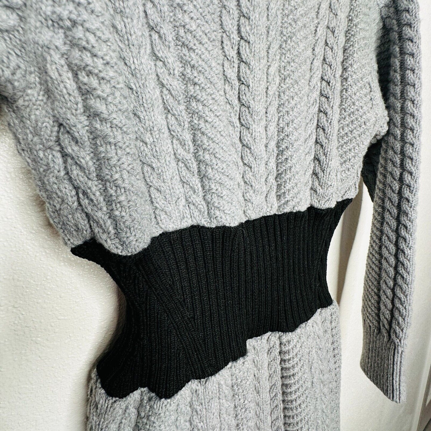 Alexander McQueen Knit Gray Cinch Waist Black Color Block V Neck Sweater Dress M