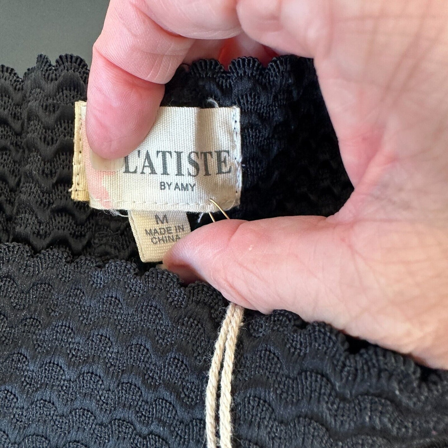 NWT L'Atiste by Amy Black Textured Mini Skirt Pleated Paneled Structured Medium