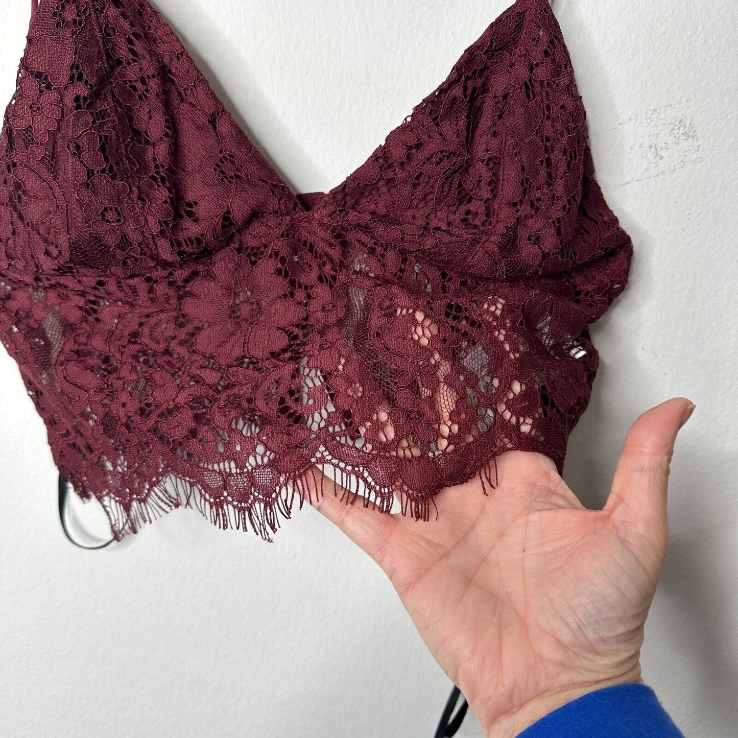 NWT Burgundy Wine Plum V-Neck Lacey Crop Cami Top S