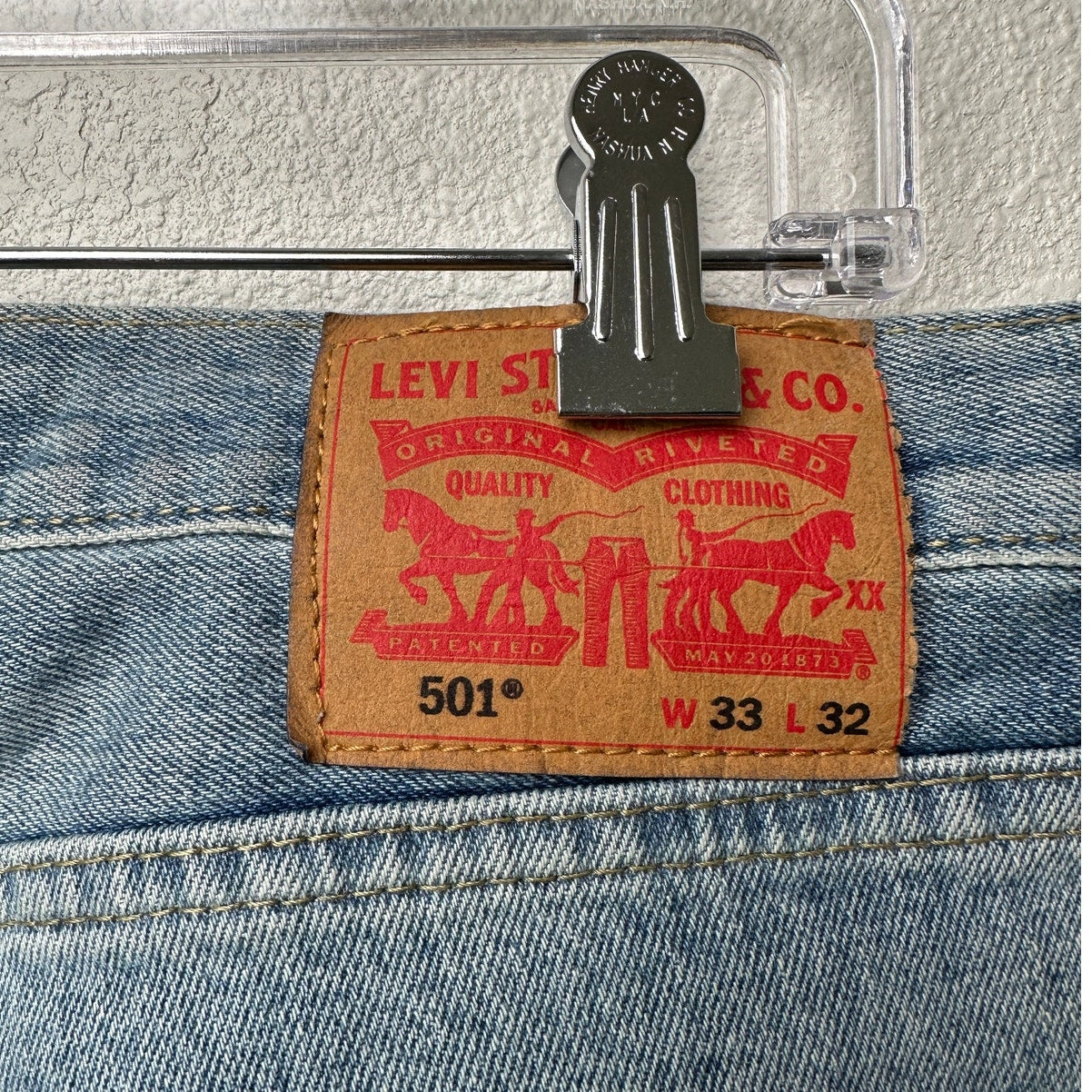 Levi's 501 Original Fit Lightweight Jeans Medium Wash Men's 33x32