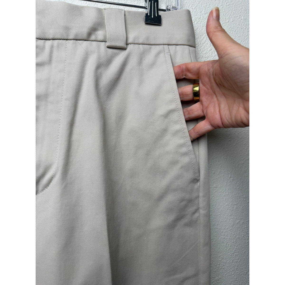Banana Republic Relaxed Workwear Chino Pants Off White Taupe Men's US 30
