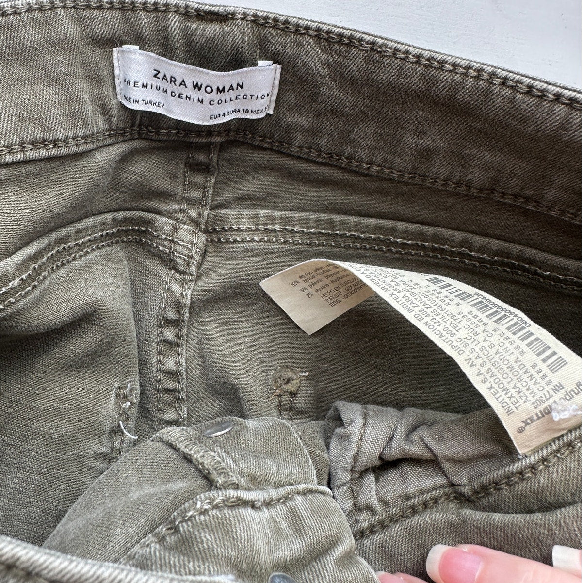 Zara Women Olive Green Button Fly Distressed Knee Skinny Jean High Waist 10