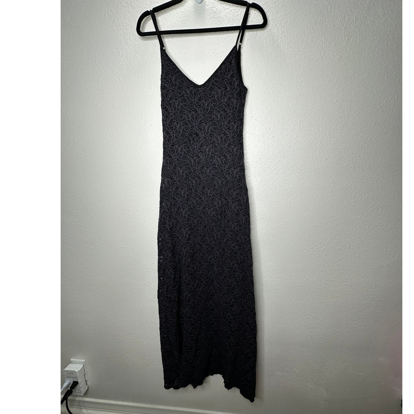 Milo Black & Deep Purple Lace Floral Crochet VNeck Strappy Maxi Dress P