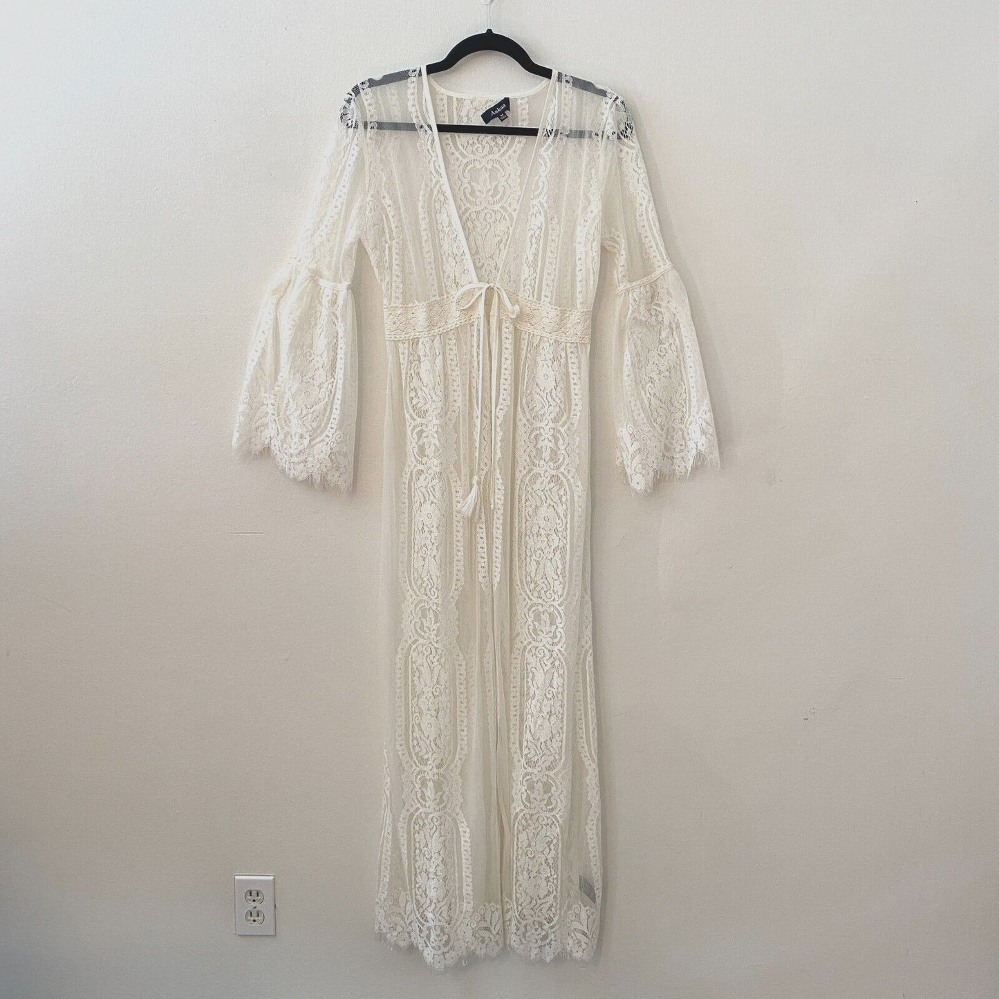Sheer White Oval Shape Floral Lace Maxi Kimono Flutter Sleeve Beach Cover Up M