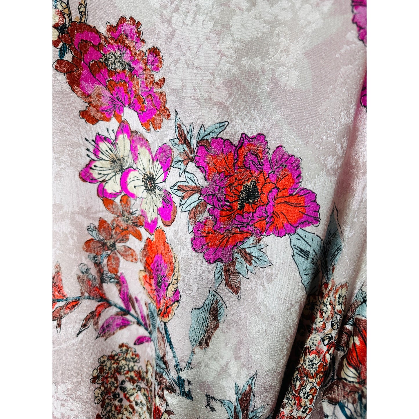 Free People Intimately Pale Pink Cream Multicolor Floral Asian Kimono Bathrobe XS