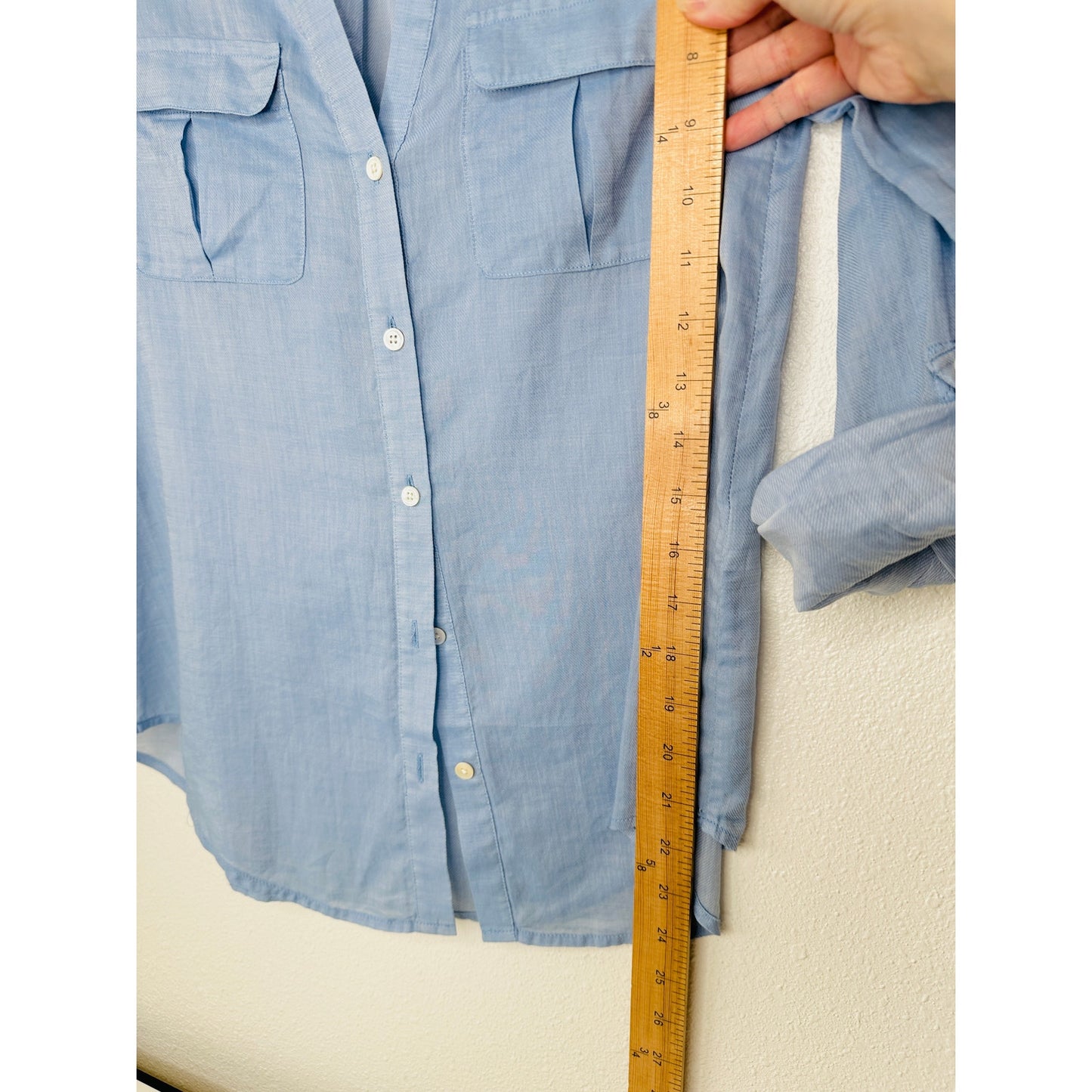 Joie Light Blue Button Front Pocketed Roll Tab Sleeve Denim Shirt XXS