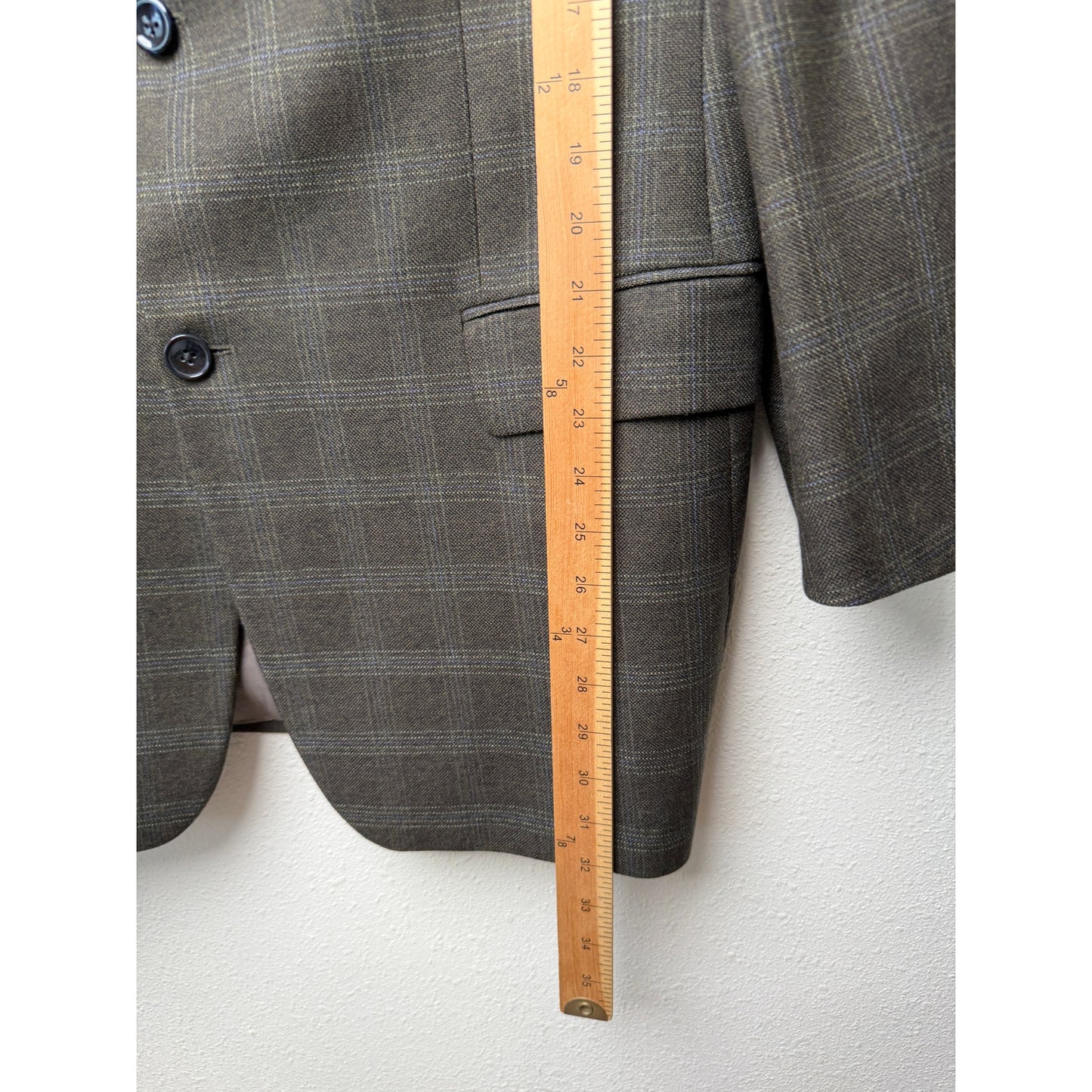 Hugo Boss Men’s 42R Brown Plaid Blazer Sport Coat Jacket