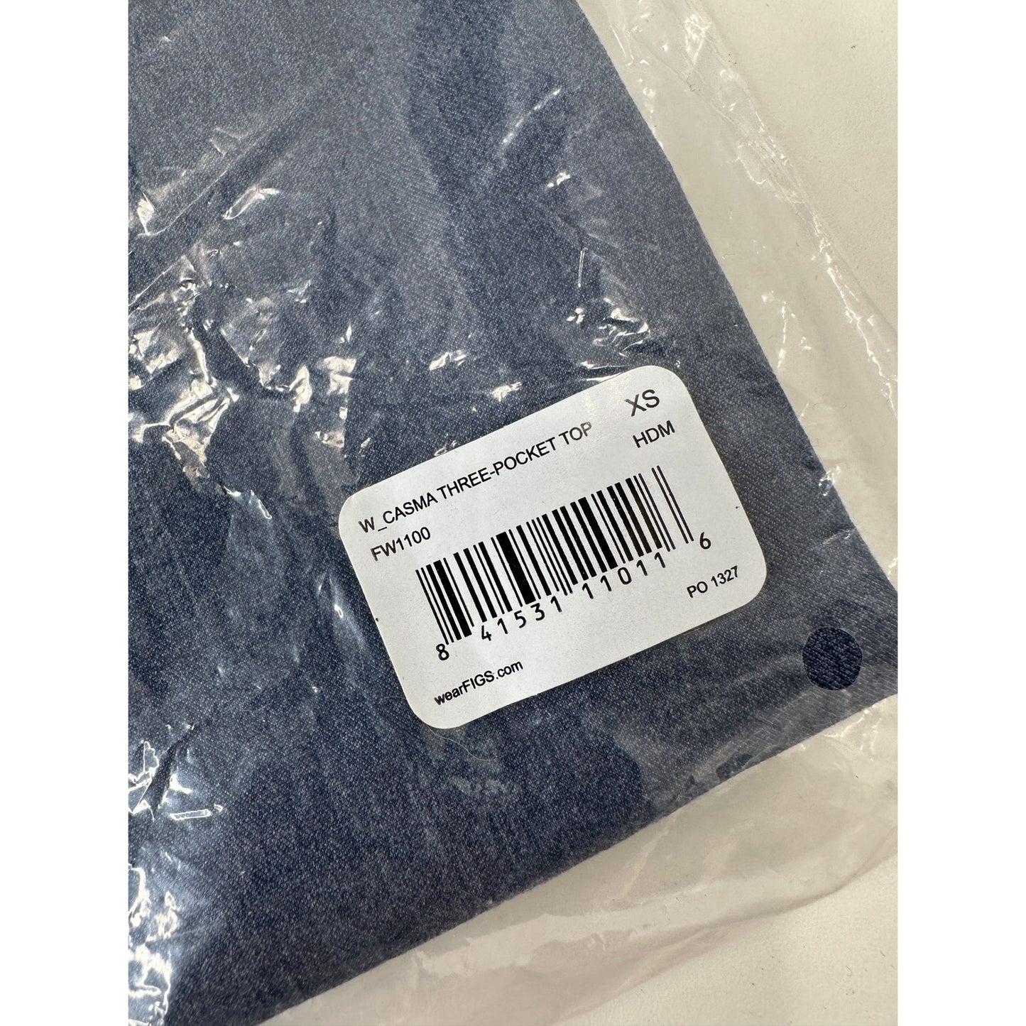 NWT Blue Denim Casma 3 Pocket Classic Fit V-Neck Scrub Top XS