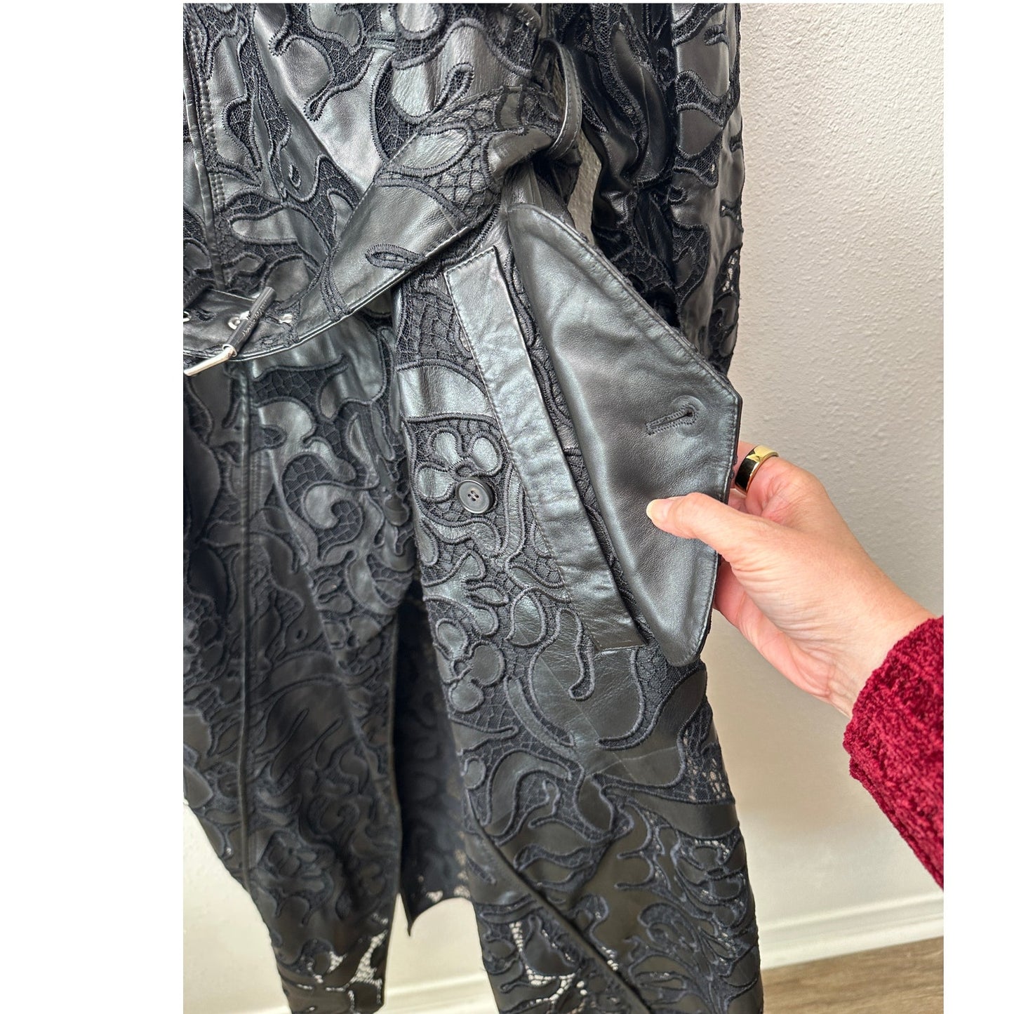Alexander McQueen Black Leather Lace Belted Trench Coat Made in Italy 14