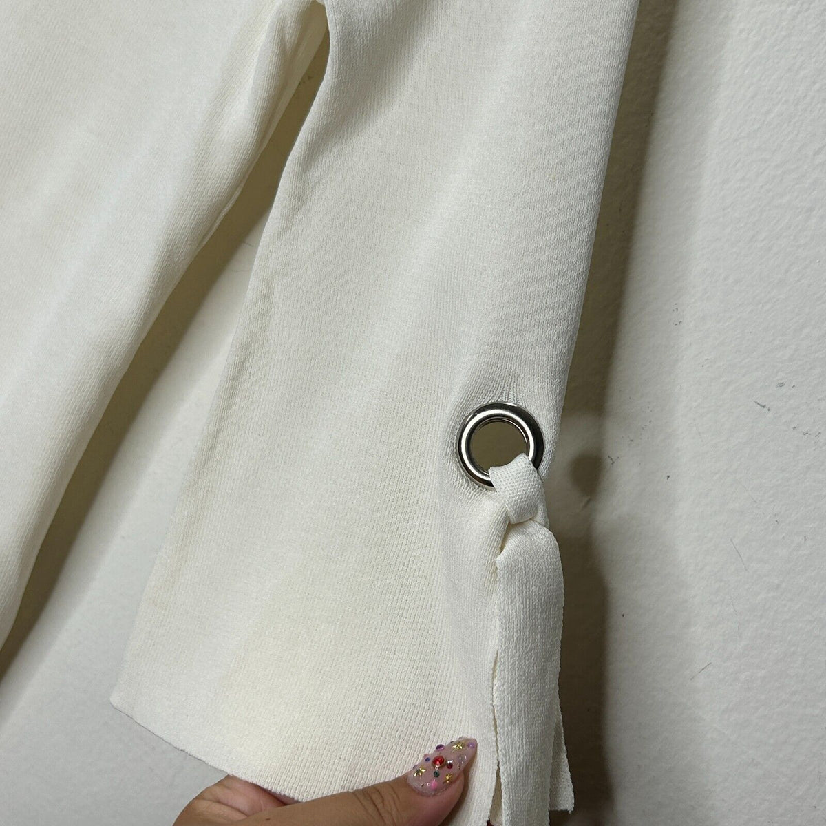 NWT Olivia Warren Off-White Round Neck 3/4 Grommet Tie-Sleeve Sweater Small