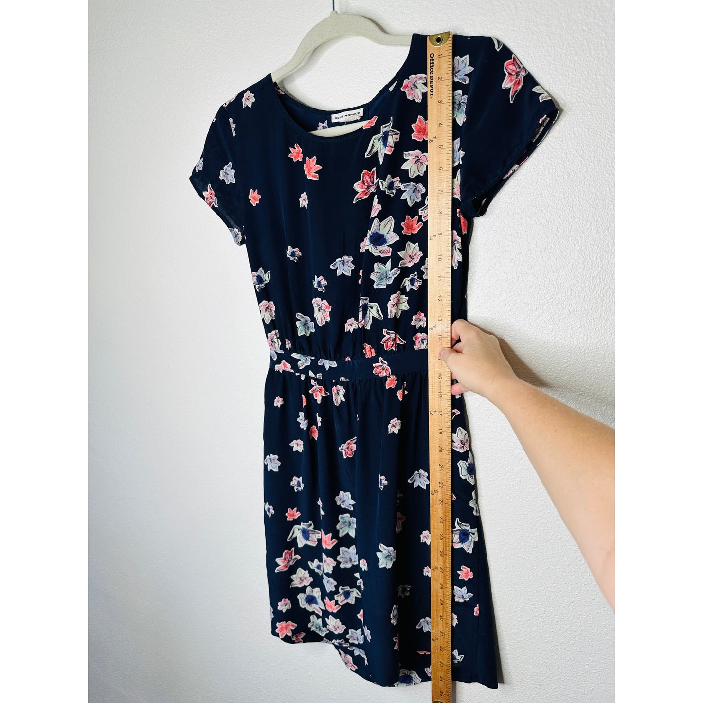 Club Monaco Ruth 100% Silk Navy Floral Open Back Dress pink blue 00