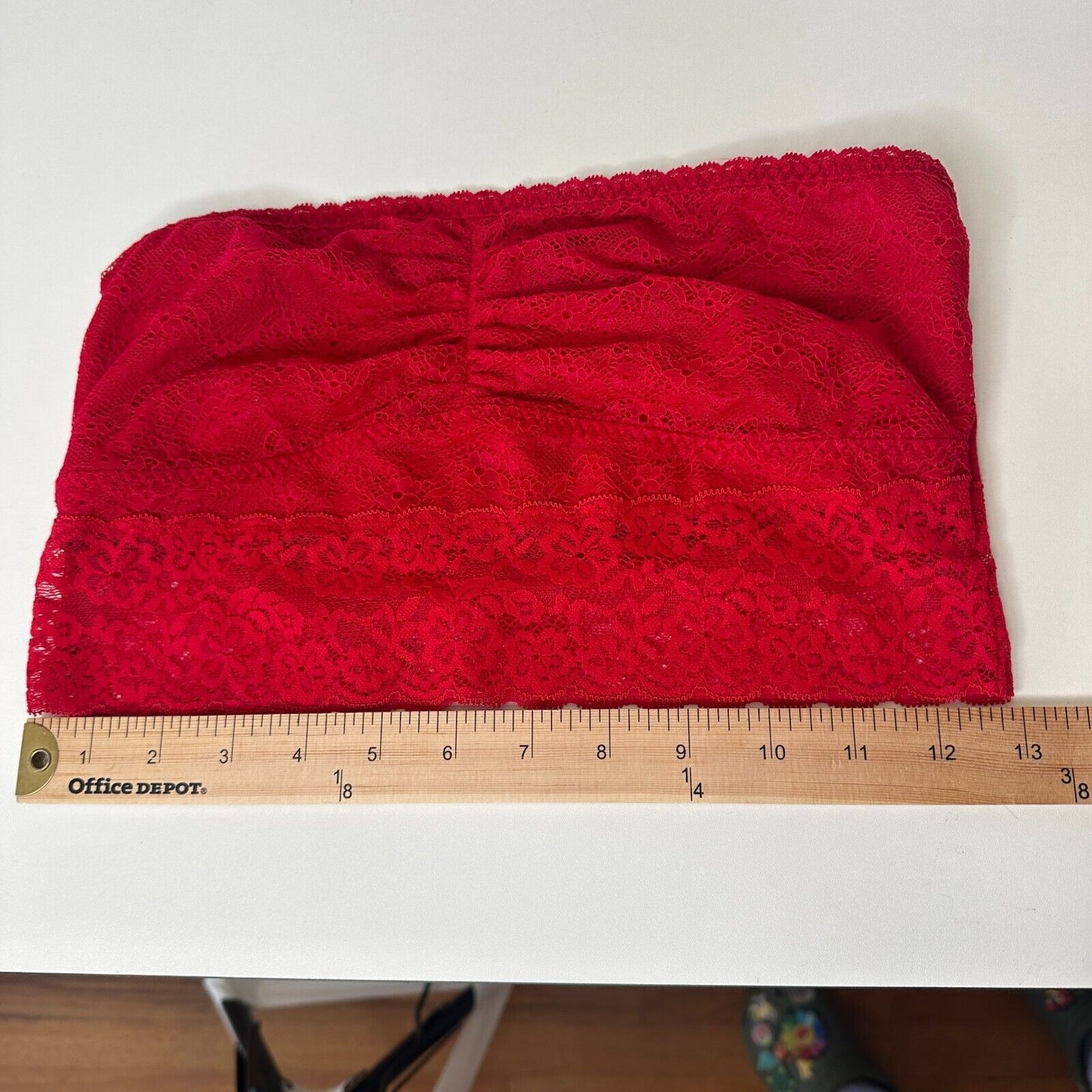 Gilly Hicks Bright Red Lace Design Stretch Relaxed Bandeau Top Large