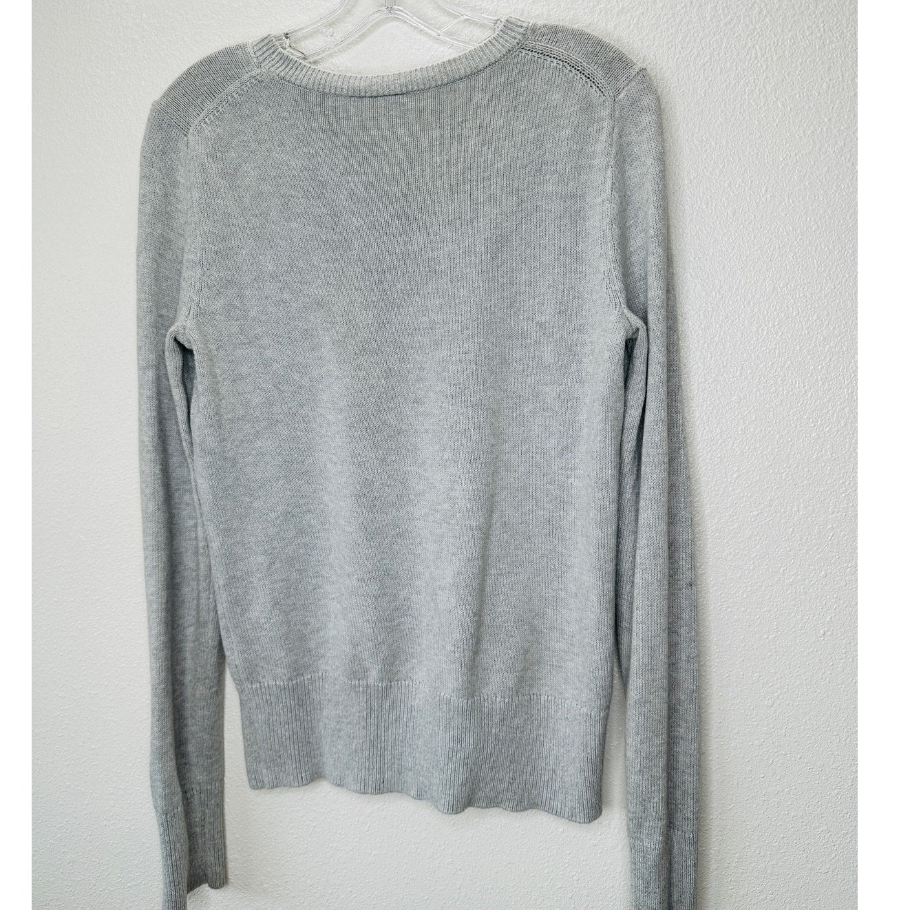 Gap Light Gray Metallic Heart Intarsia Crewneck Pullover Long Sleeve Sweater S