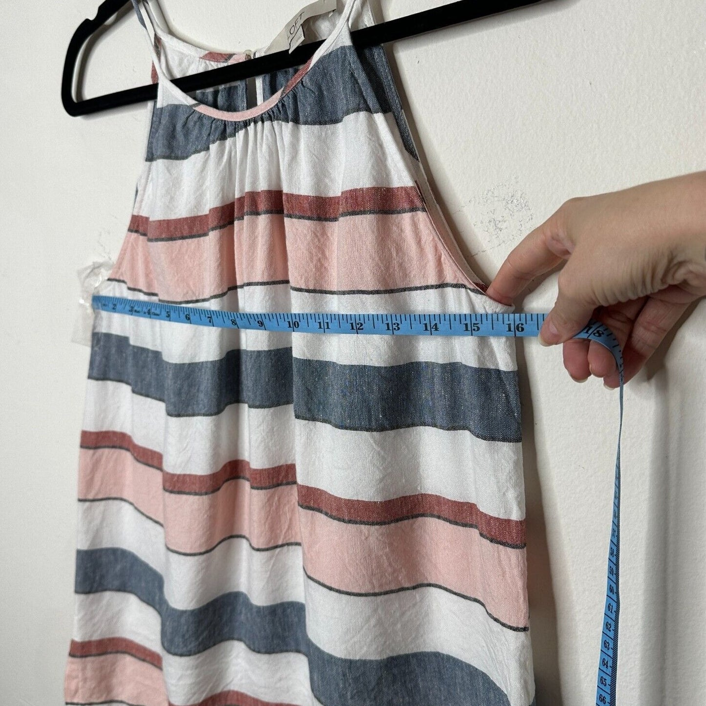 Loft Gray White Pink Stripe Linen Blend Halter Neck Sleeveless Blouse Keyhole SM