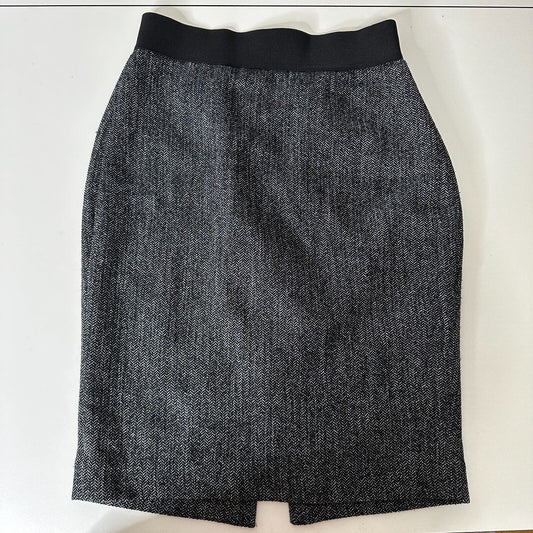 Express Black & White Houndstooth Back Zip and Slit Lined Pencil Skirt 00