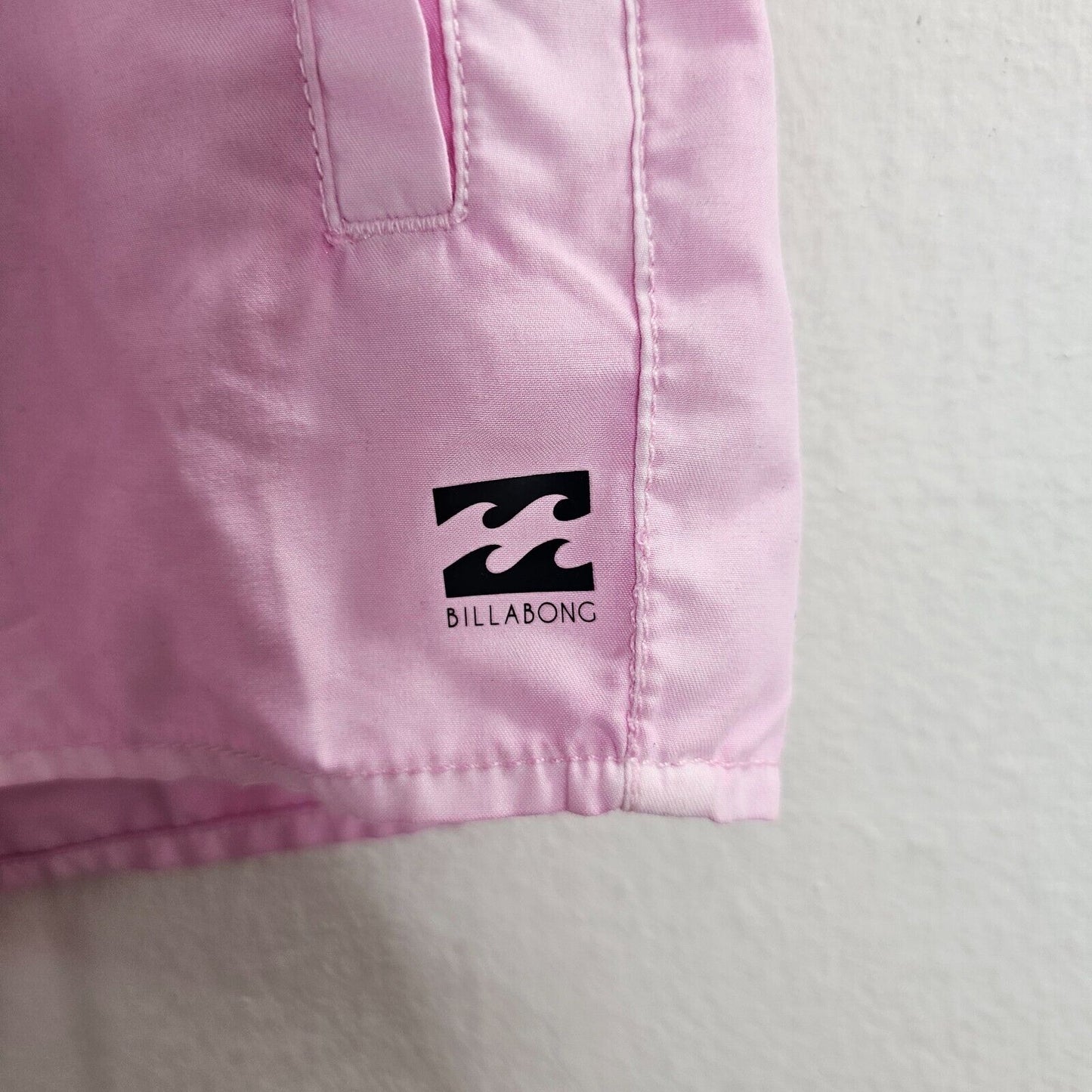 Billabong Pastel Bright Pink Drawstring Waist Welt Pocket Logo Gym Shorts Small