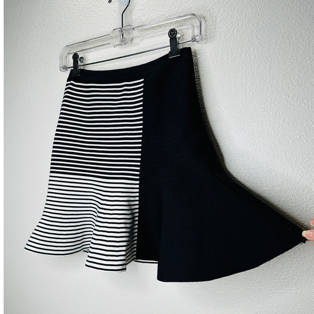 Ohne Titel Black & White Stripe High Rise Bodycon Flare Mini Skirt S