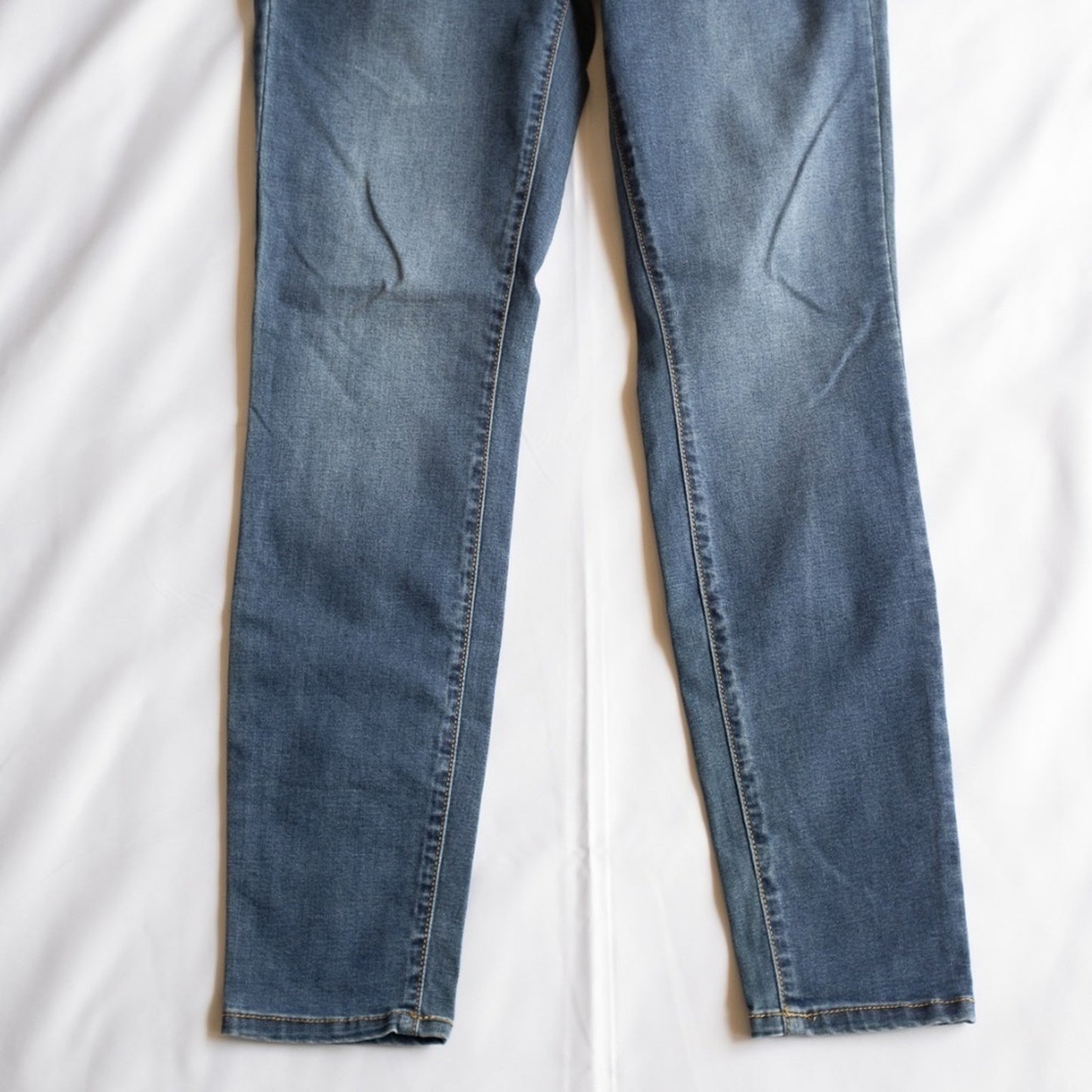 Fashion Nova Light Wash Mid Rise Skinny Denim Jeans 5