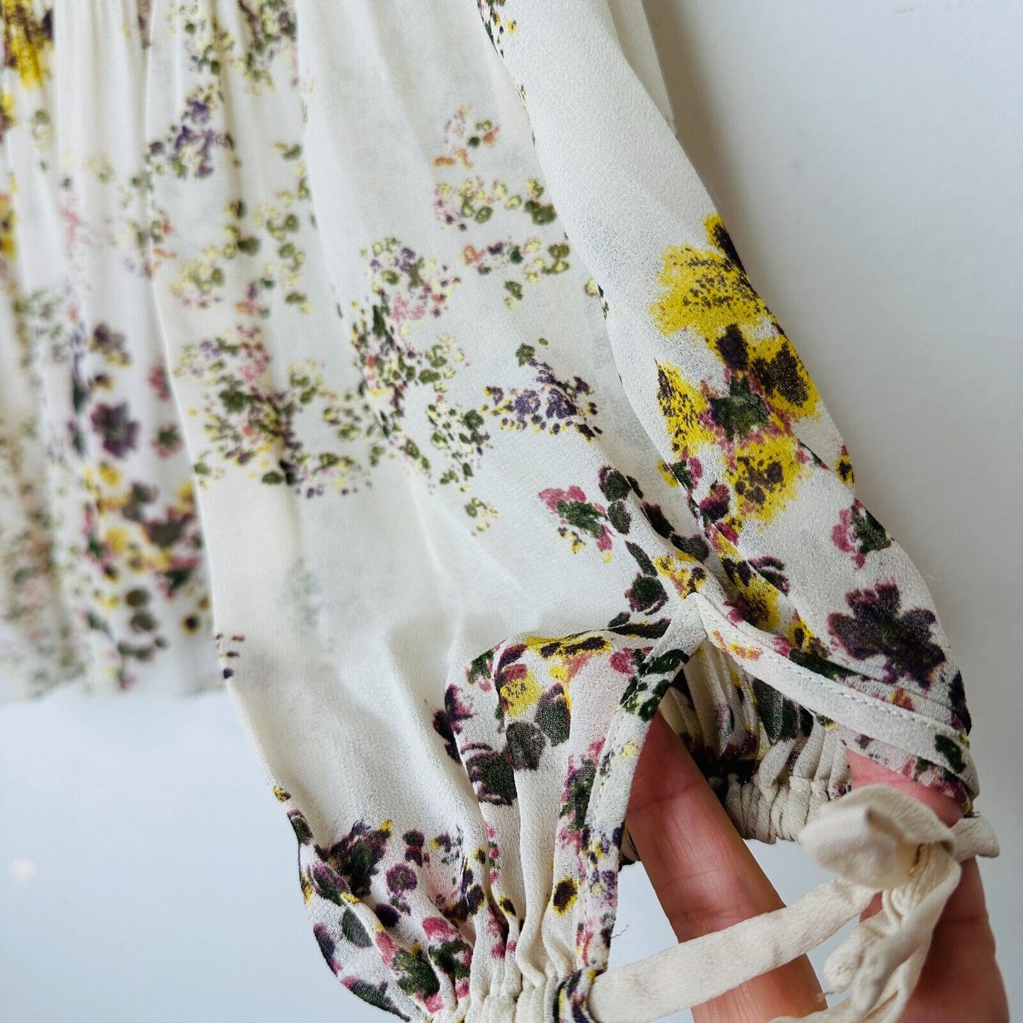 Aritzia Wilfred Talence Cream and Multi Floral Silk Pleated Off Shoulder Top XS