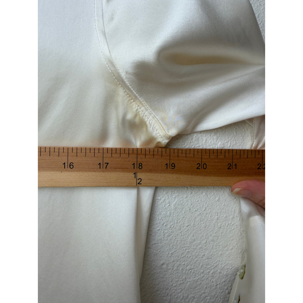 L'Agence Ivory Silk Button Front Blouse Women S