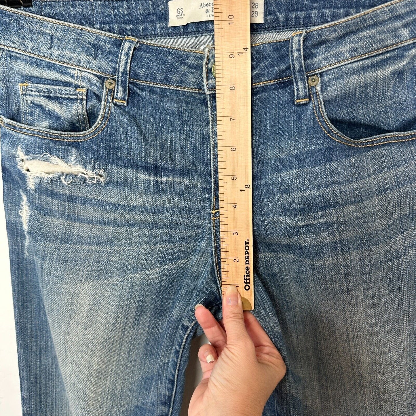 Abercrombie & Fitch Blue Super Skinny Mid Rise Distress Jeans 5-Pocket 28 / 29