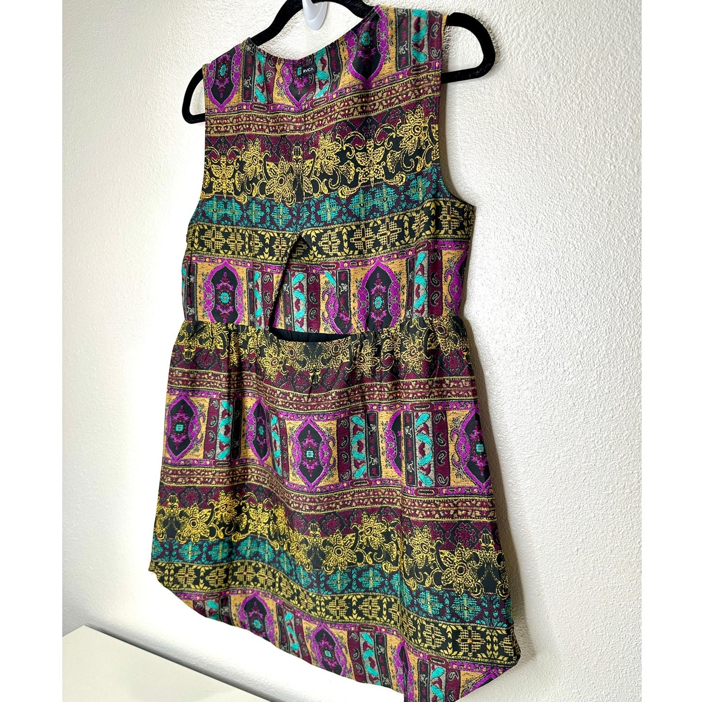 RVCA Multicolor Floral Print Cutout Triangle Back Round Neck Mini Dress S