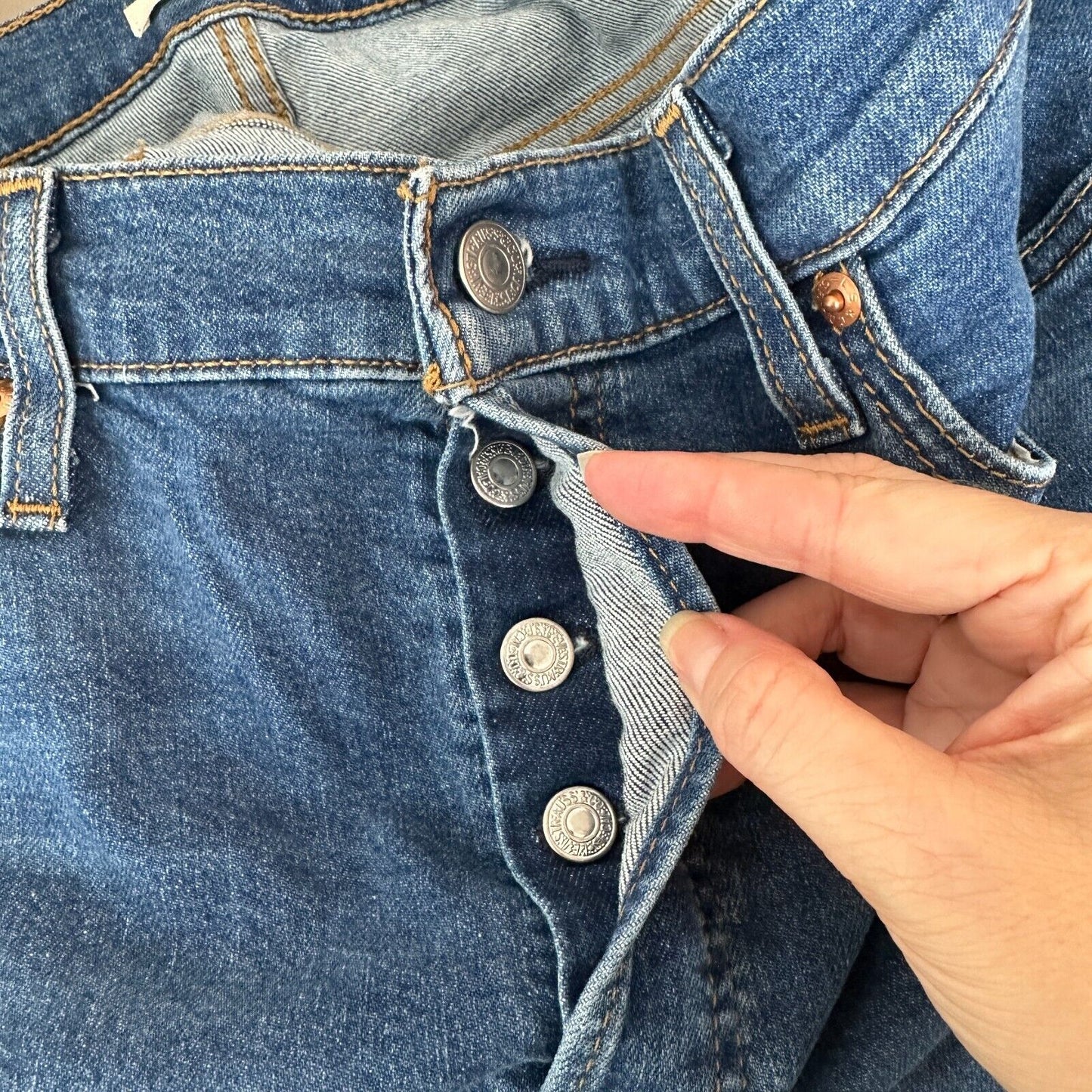 Levi's Medium Blue Wash Wedgie Skinny High Rise Button Fly Jean Size 32