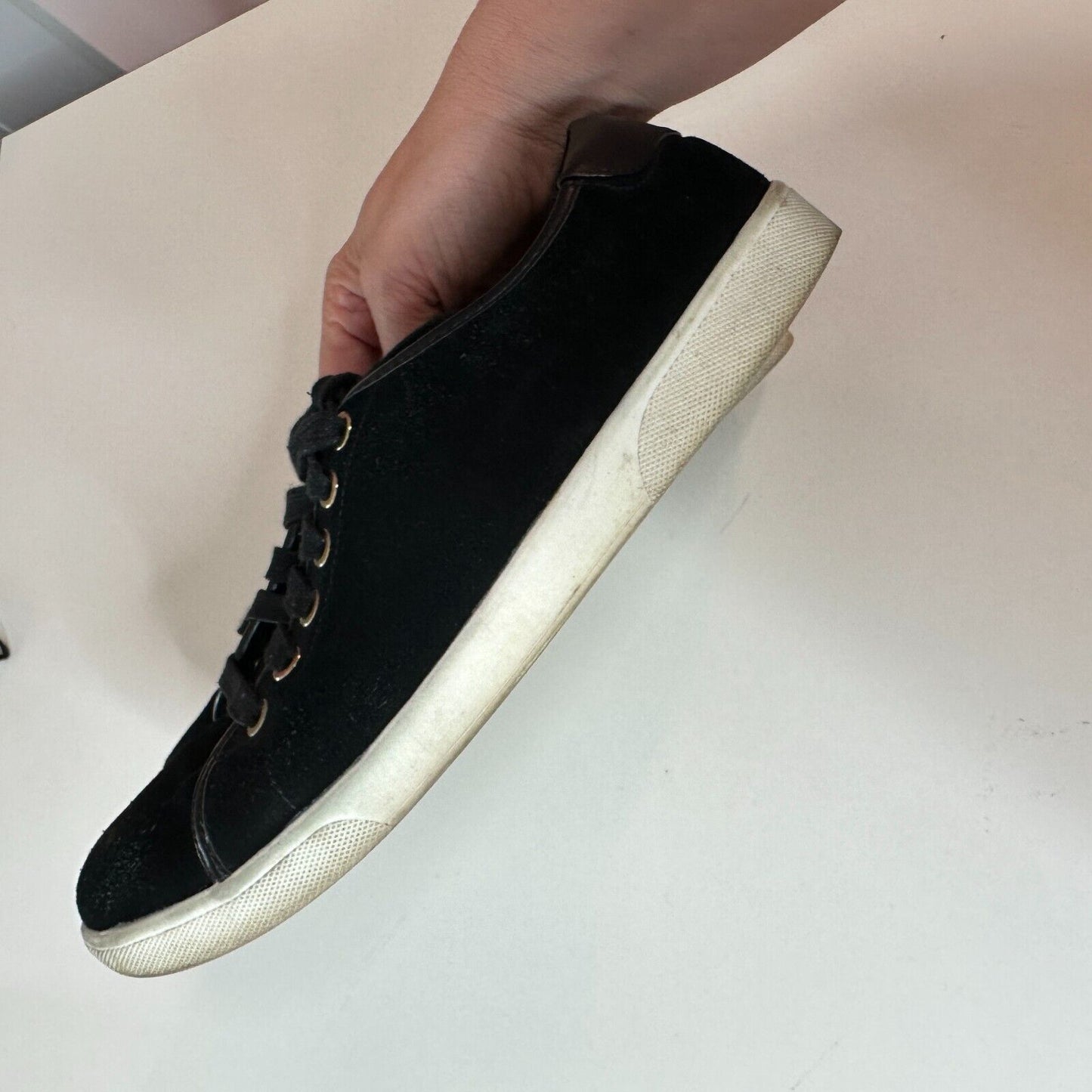 Vionic Sunny Brinley Black Suede Laceup White Trim Round Toe Walking Shoes 8.5