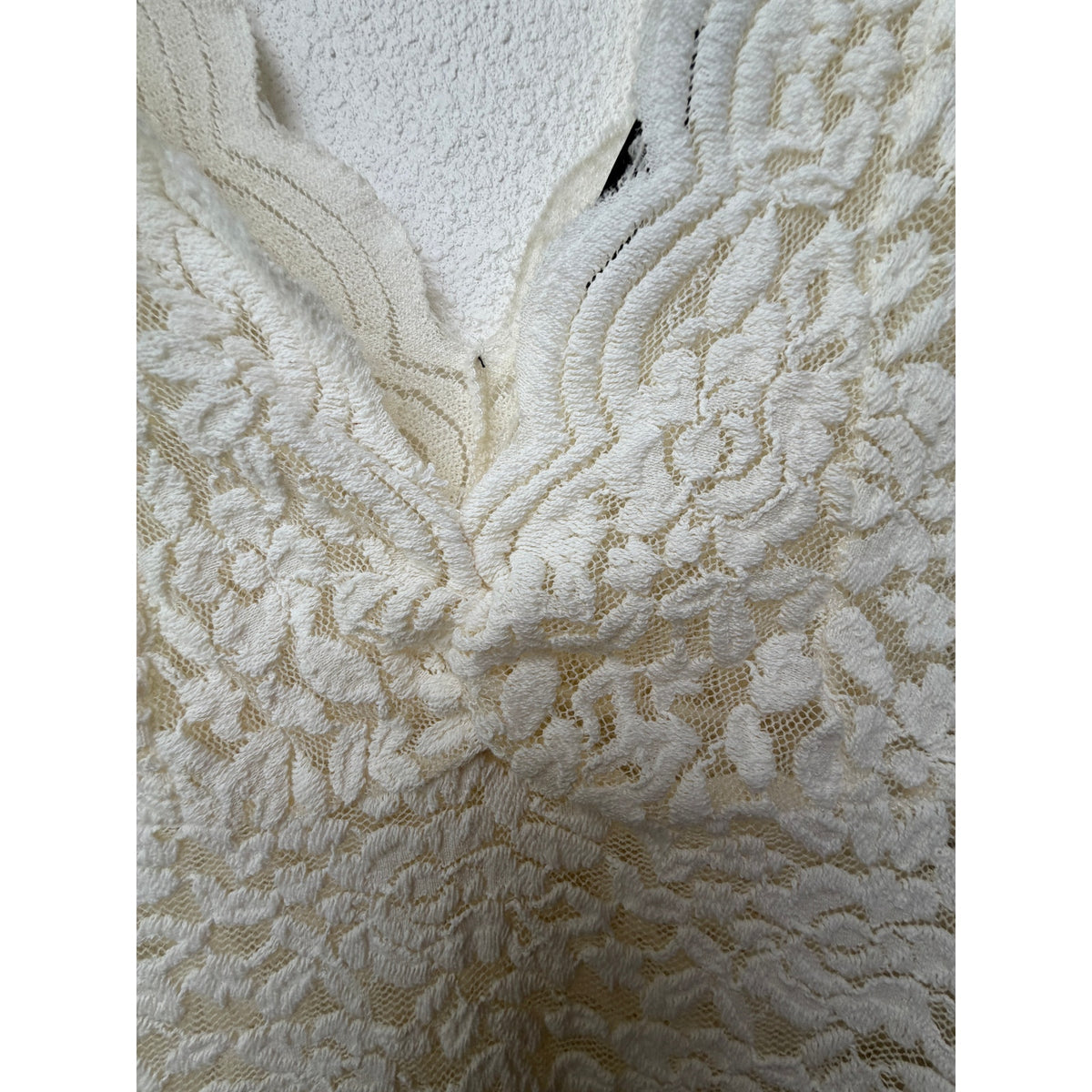 Zara Ivory Floral Lace V Neck Bodysuit Women M
