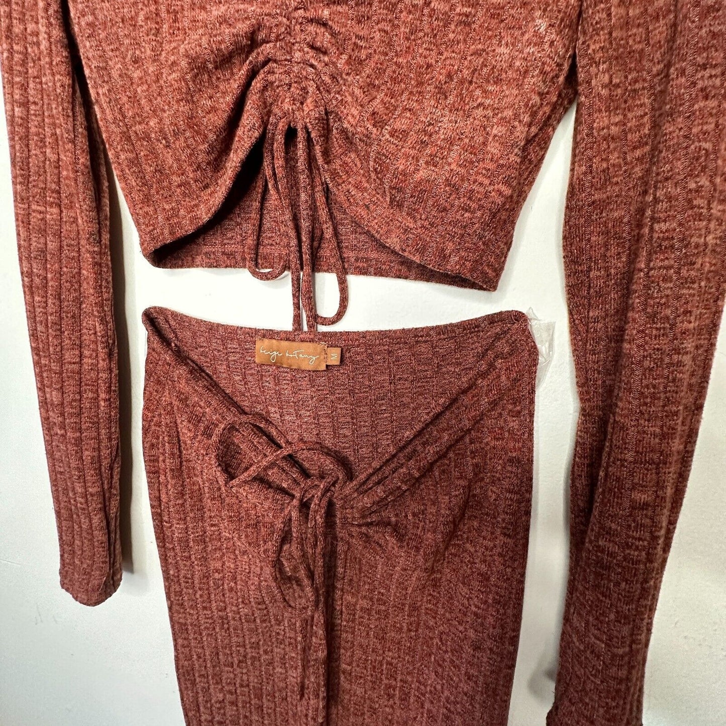 Beige Botany Rust Copper 2-Piece Ribbed Knit Skirt + Long Sleeve V Neck Top M
