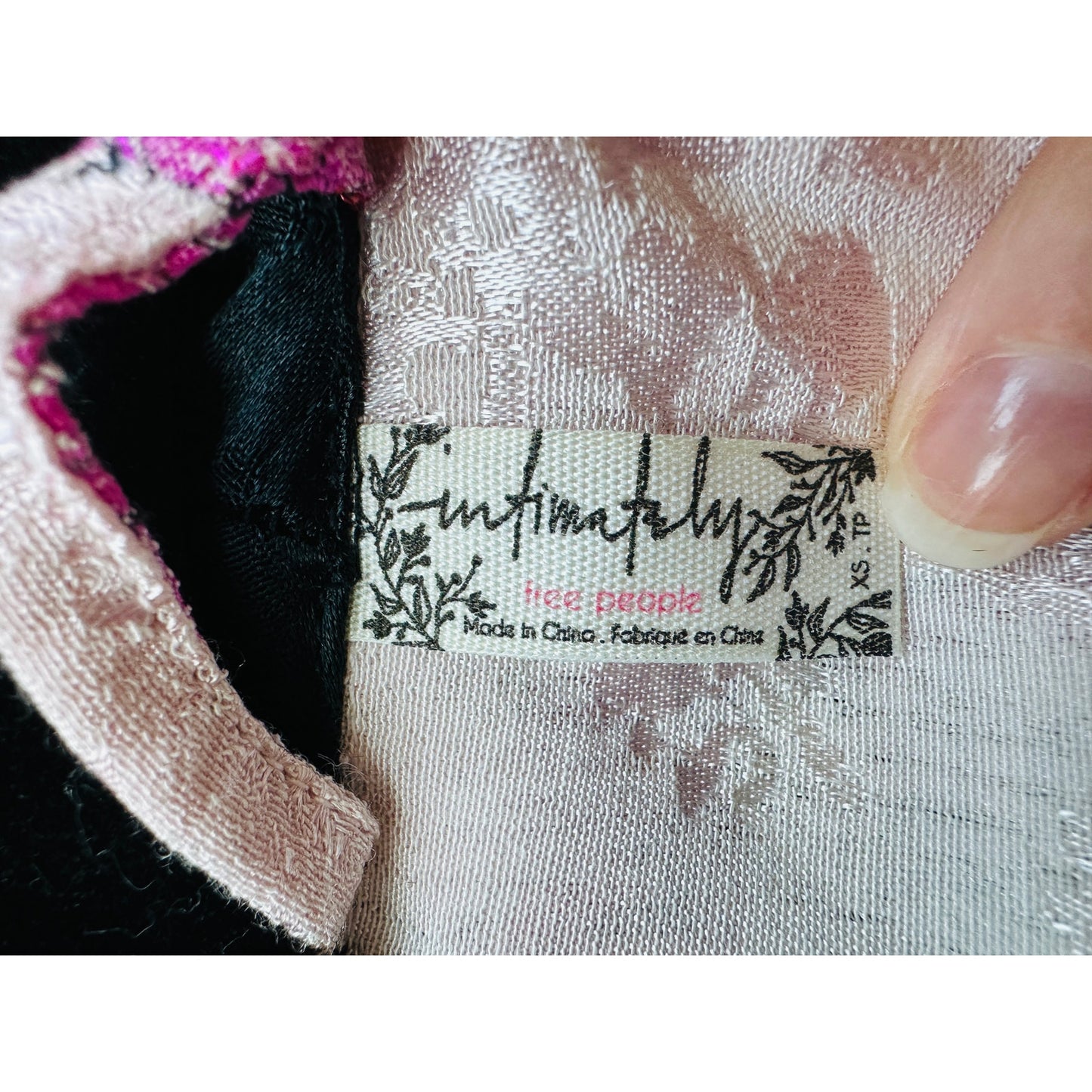 Free People Intimately Pale Pink Cream Multicolor Floral Asian Kimono Bathrobe XS