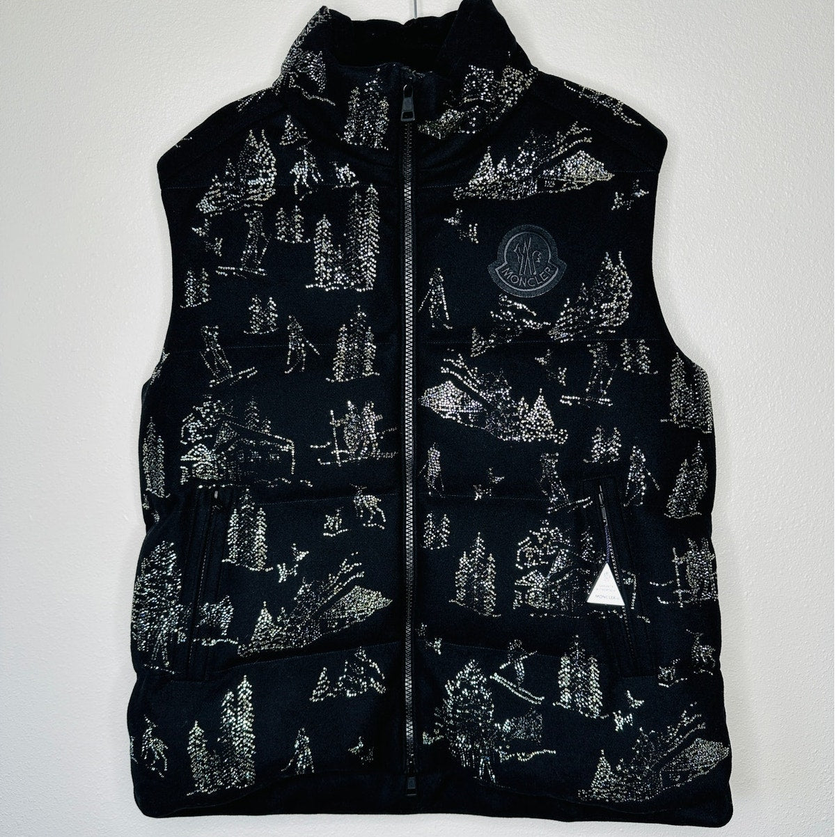 NWT RARE Moncler Titan Gilet Black Rhinestone Winter Ski Motif Vest 3 / Large