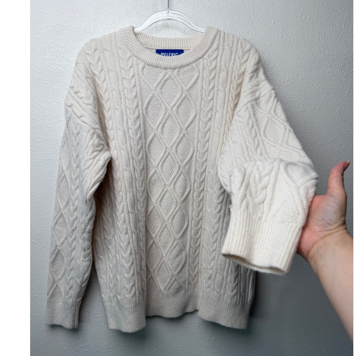 Aelfric Eden Cream Cable Knit Crewneck Sweater L