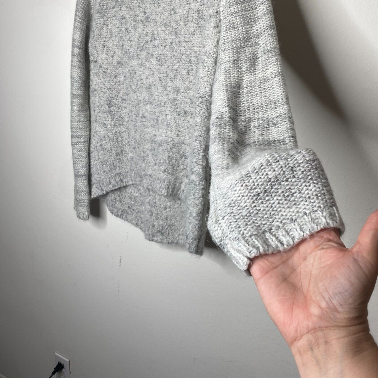 John + Jenn White & Gray Marled High-Low Long Sleeve Mock Turtle Neck Sweater SP