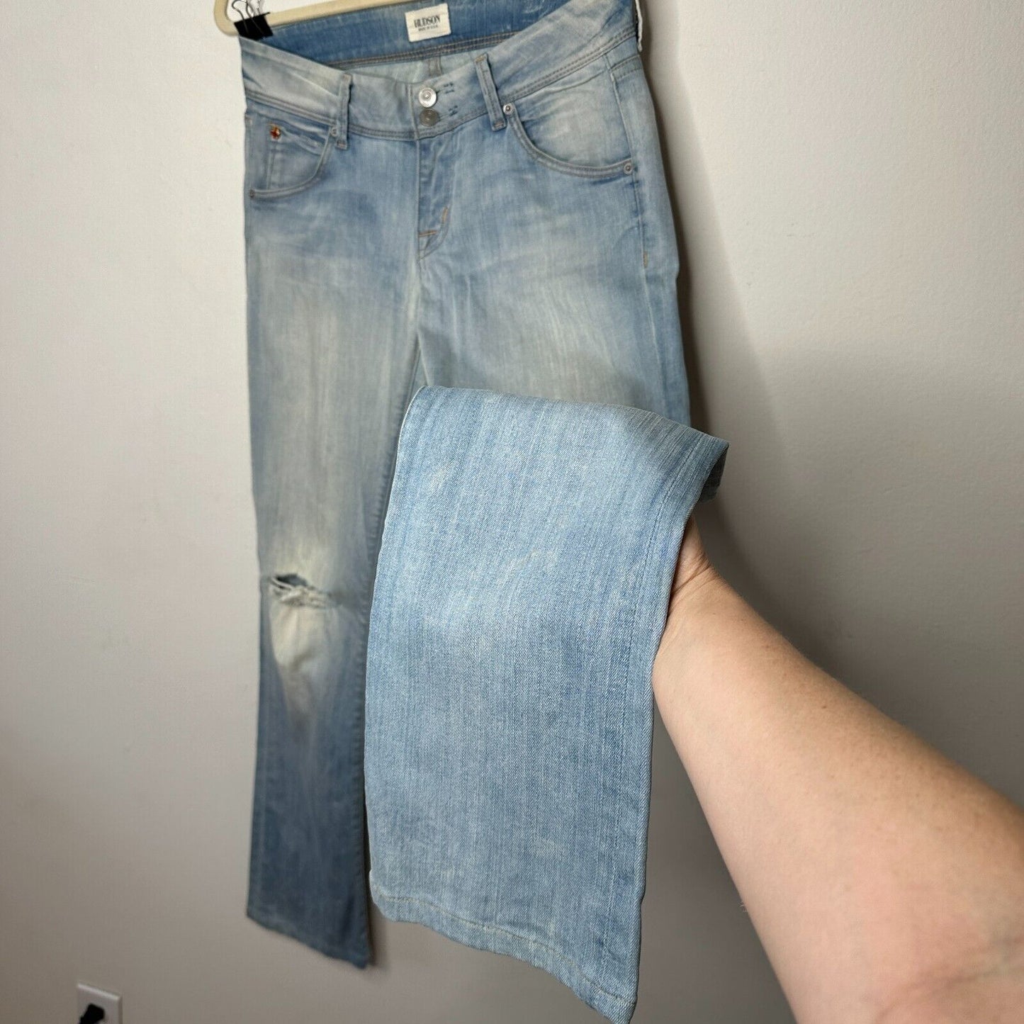 Hudson Double Button Light Blue Wash Jeans Low-Rise Boot Cut Flap Pockets 26