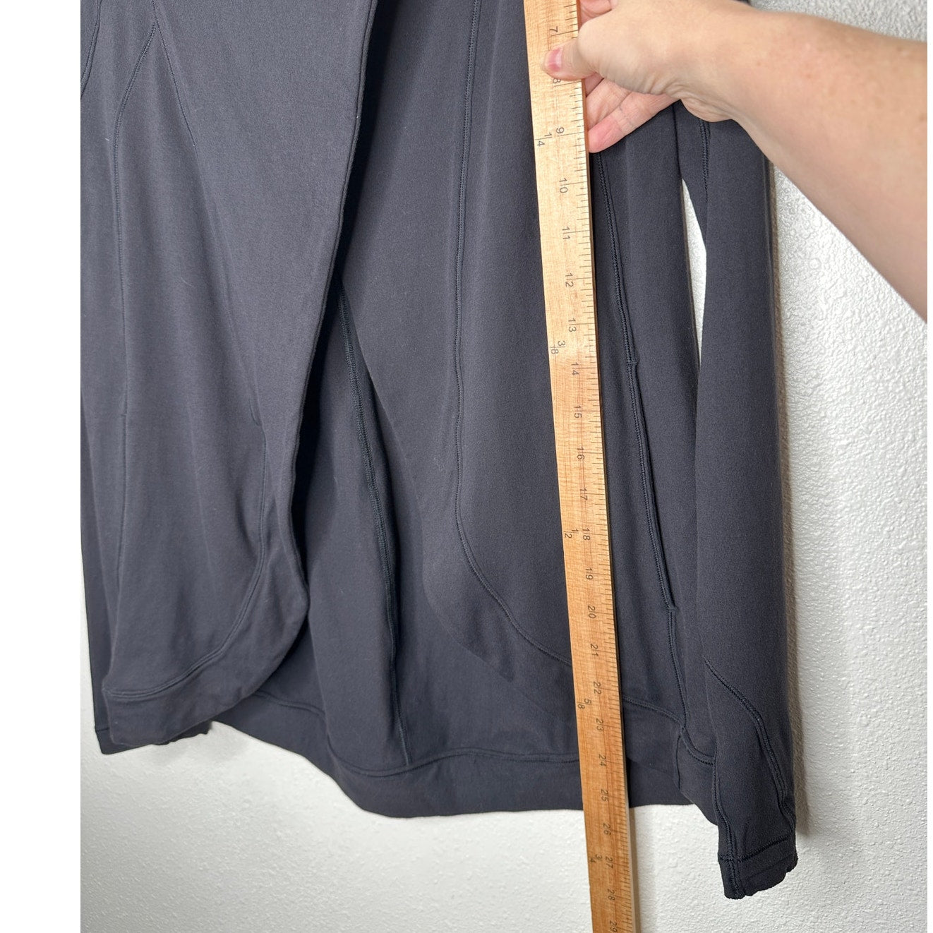 Lululemon Black Long Sleeve Cardigan Style Snap Neck Button Collar 4