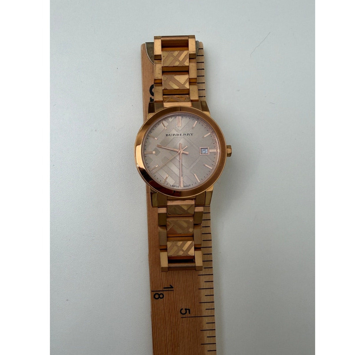 Burberry BU9039 Rose Gold Women's Swiss Quartz Watch