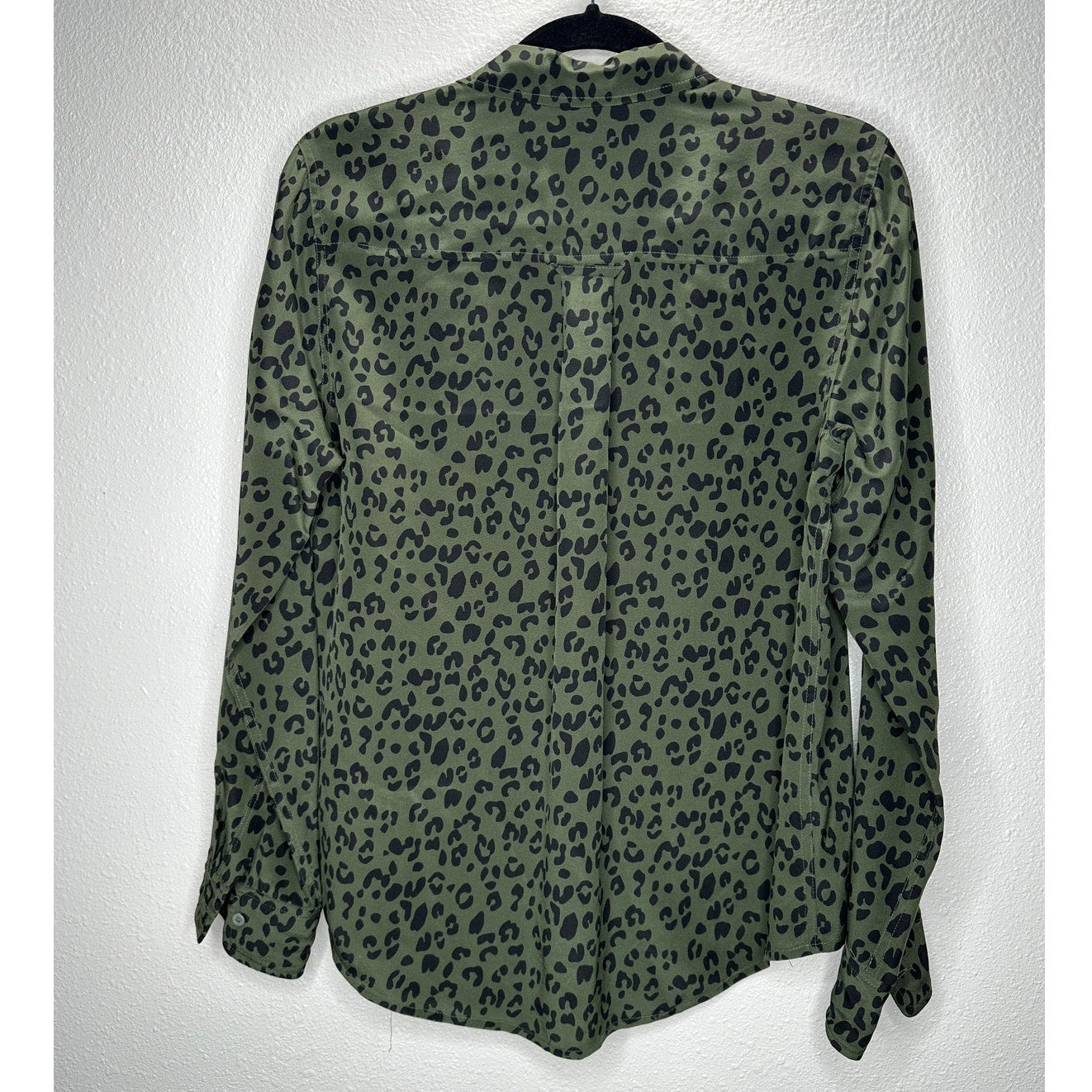 Rails Kate Olive Cheetah Print Long Sleeve Button Down Silk Blouse S