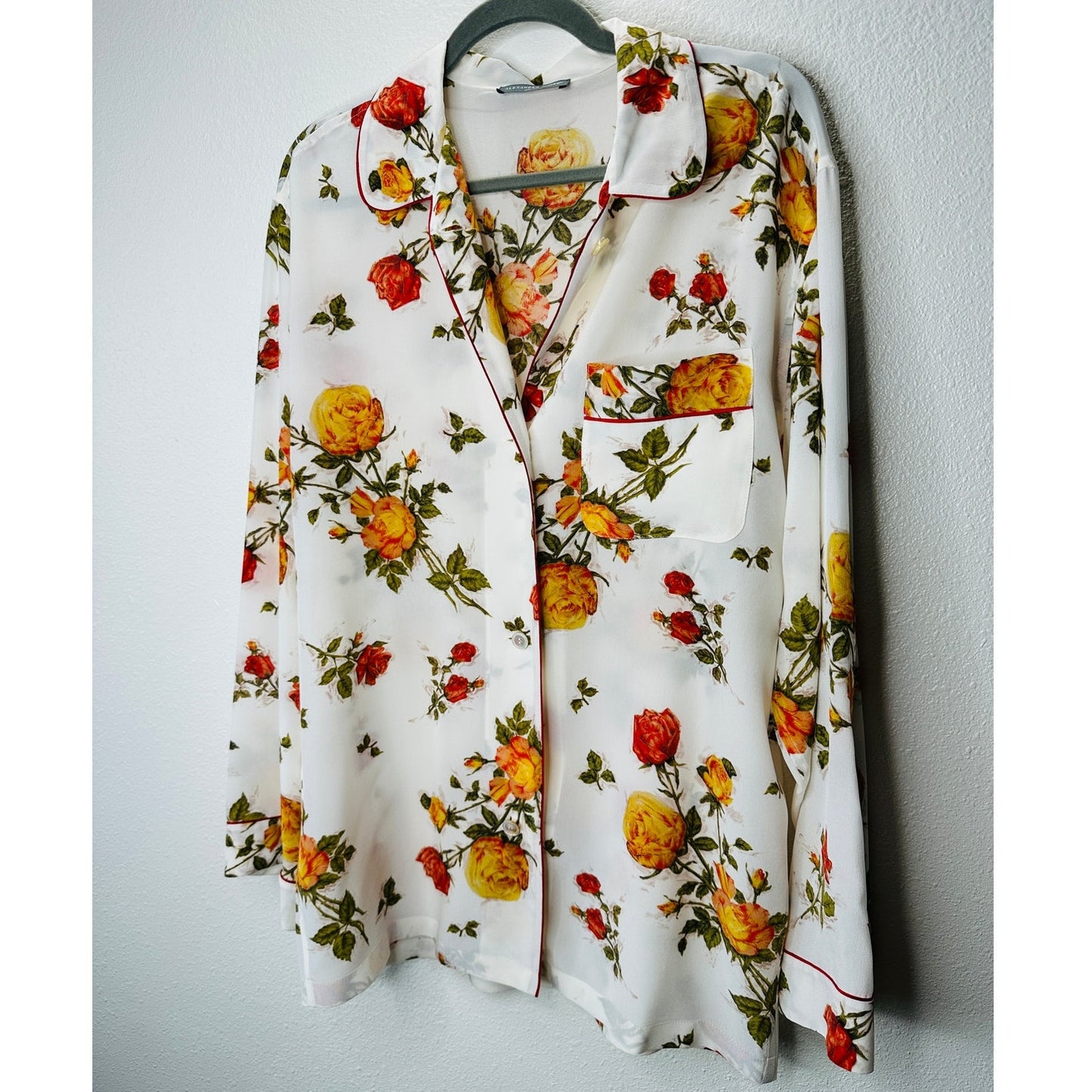 Alexander McQueen Cream Multi Color Floral Long Sleeve Button Pajama Top 44 / M